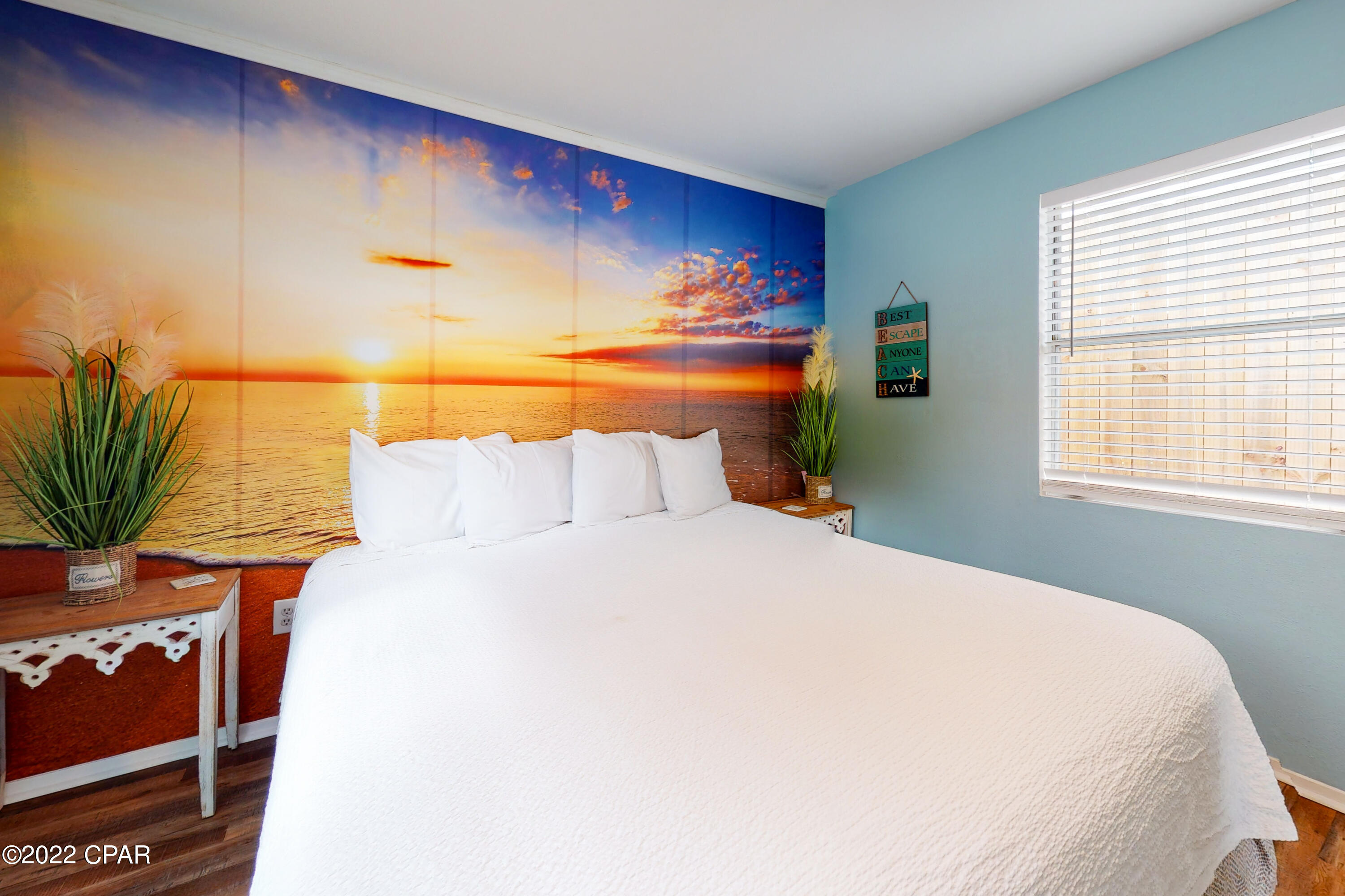 Laguna Beach Estates 9th Add - Residential