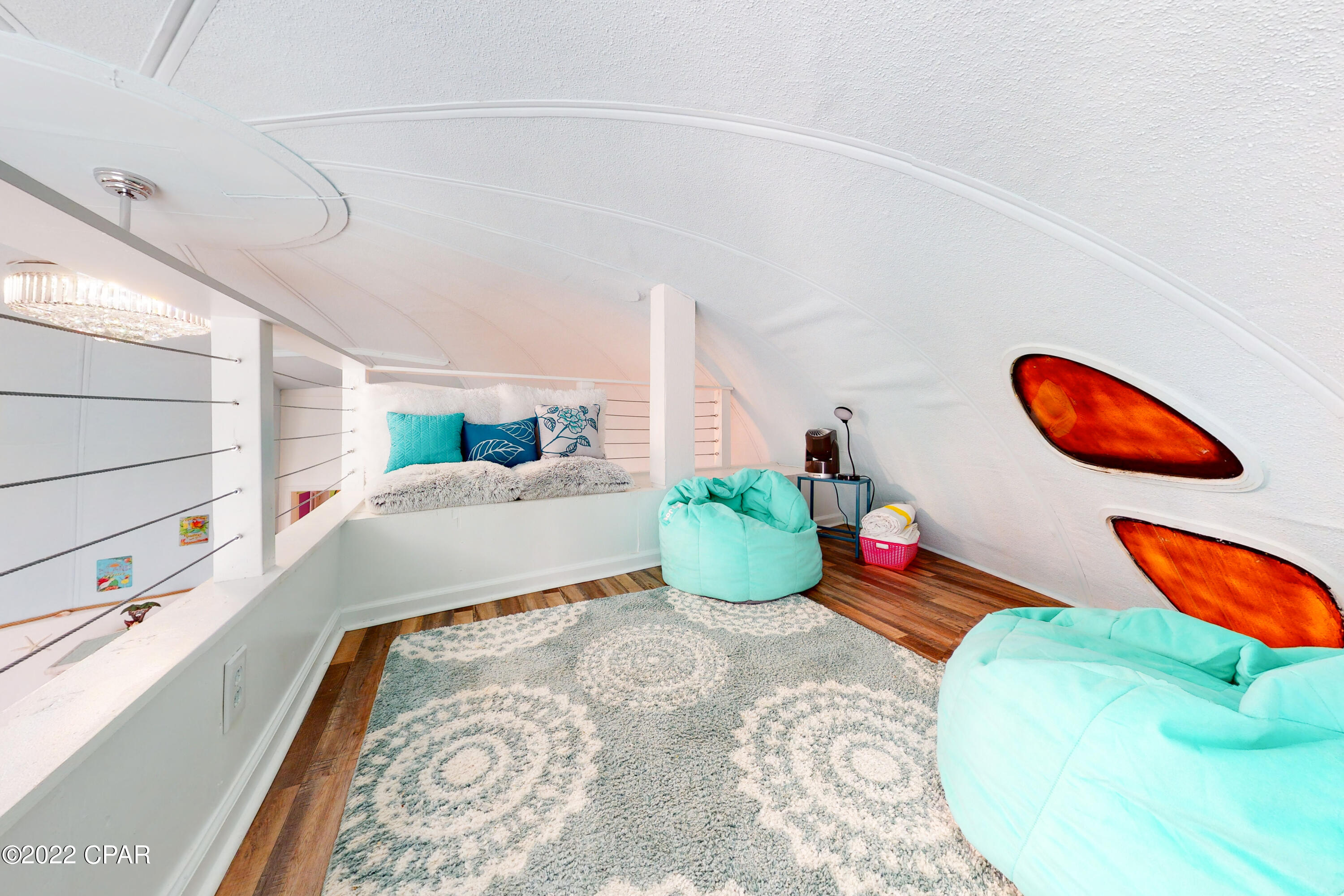 Laguna Beach Estates 9th Add - Residential