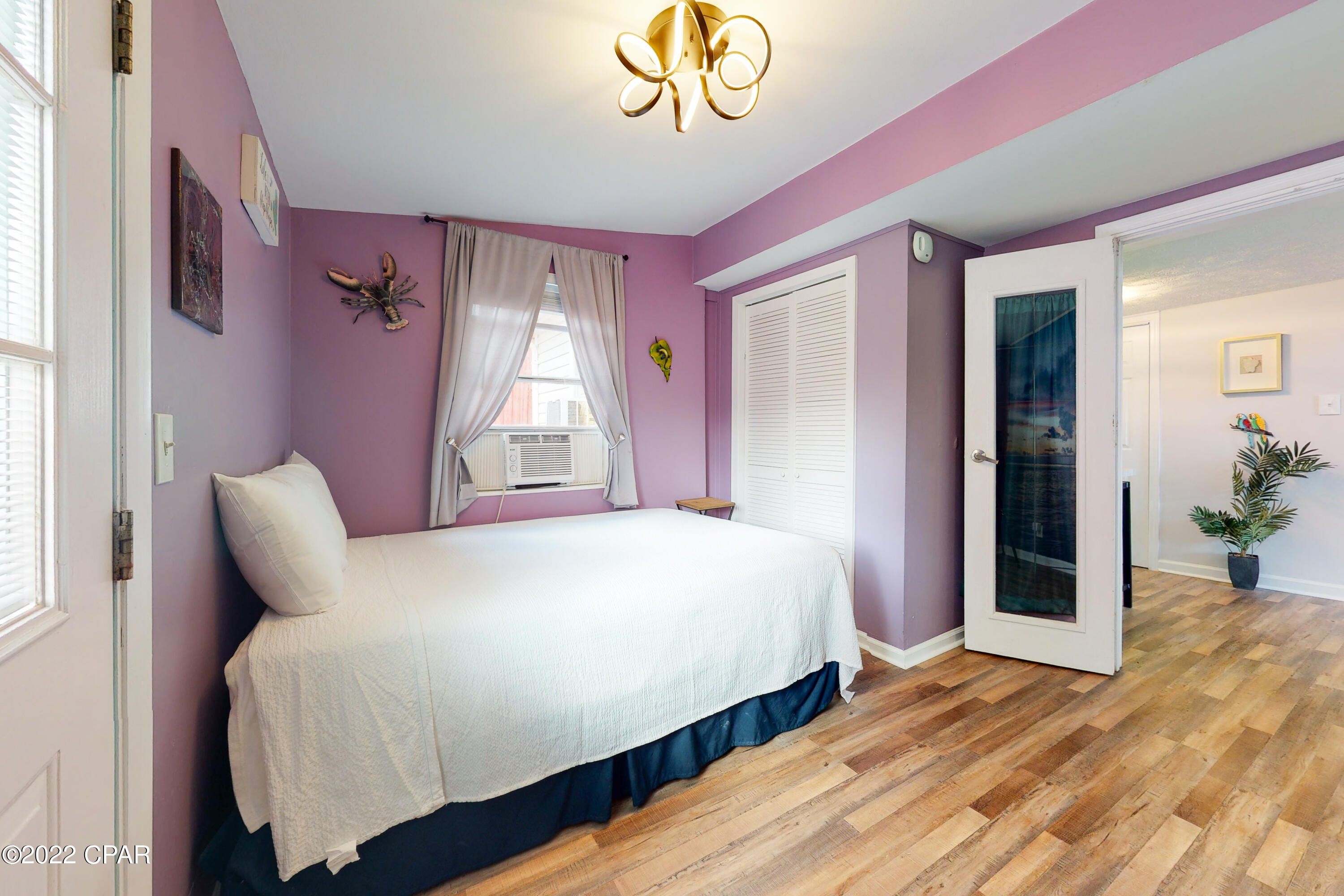 Laguna Beach Estates 9th Add - Residential