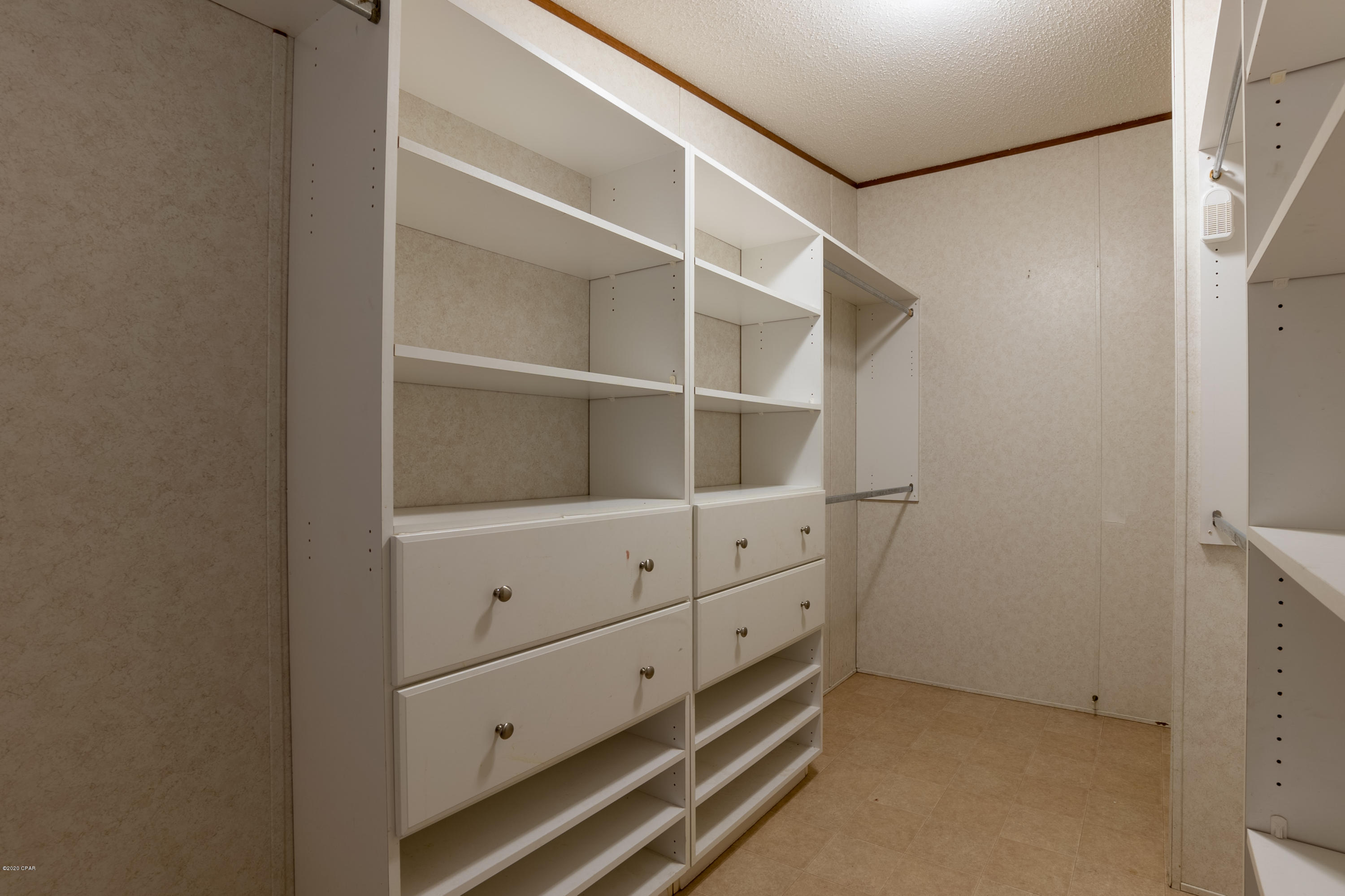 Creek Hollow Estates Unit 3 - Residential