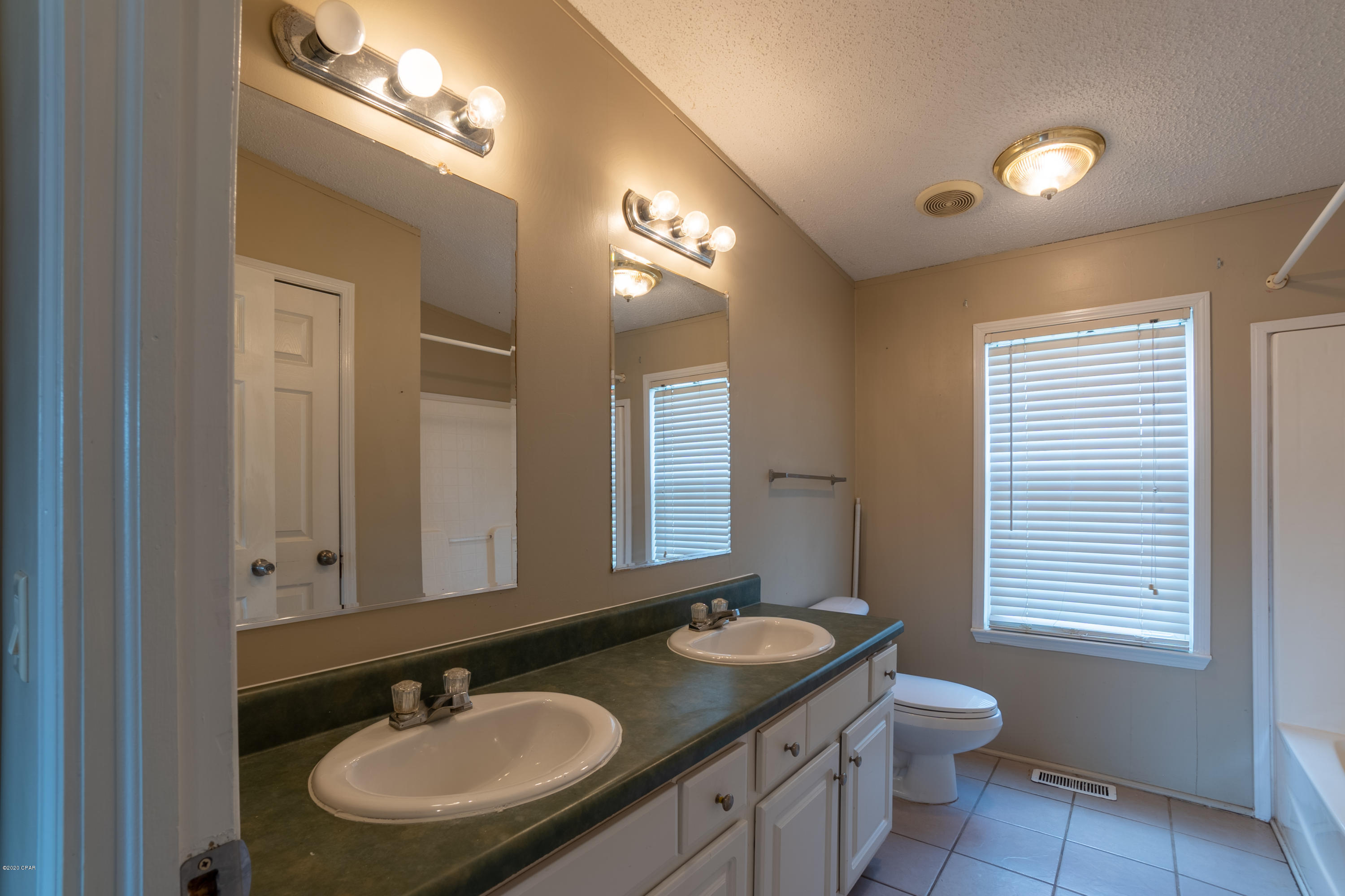 Creek Hollow Estates Unit 3 - Residential