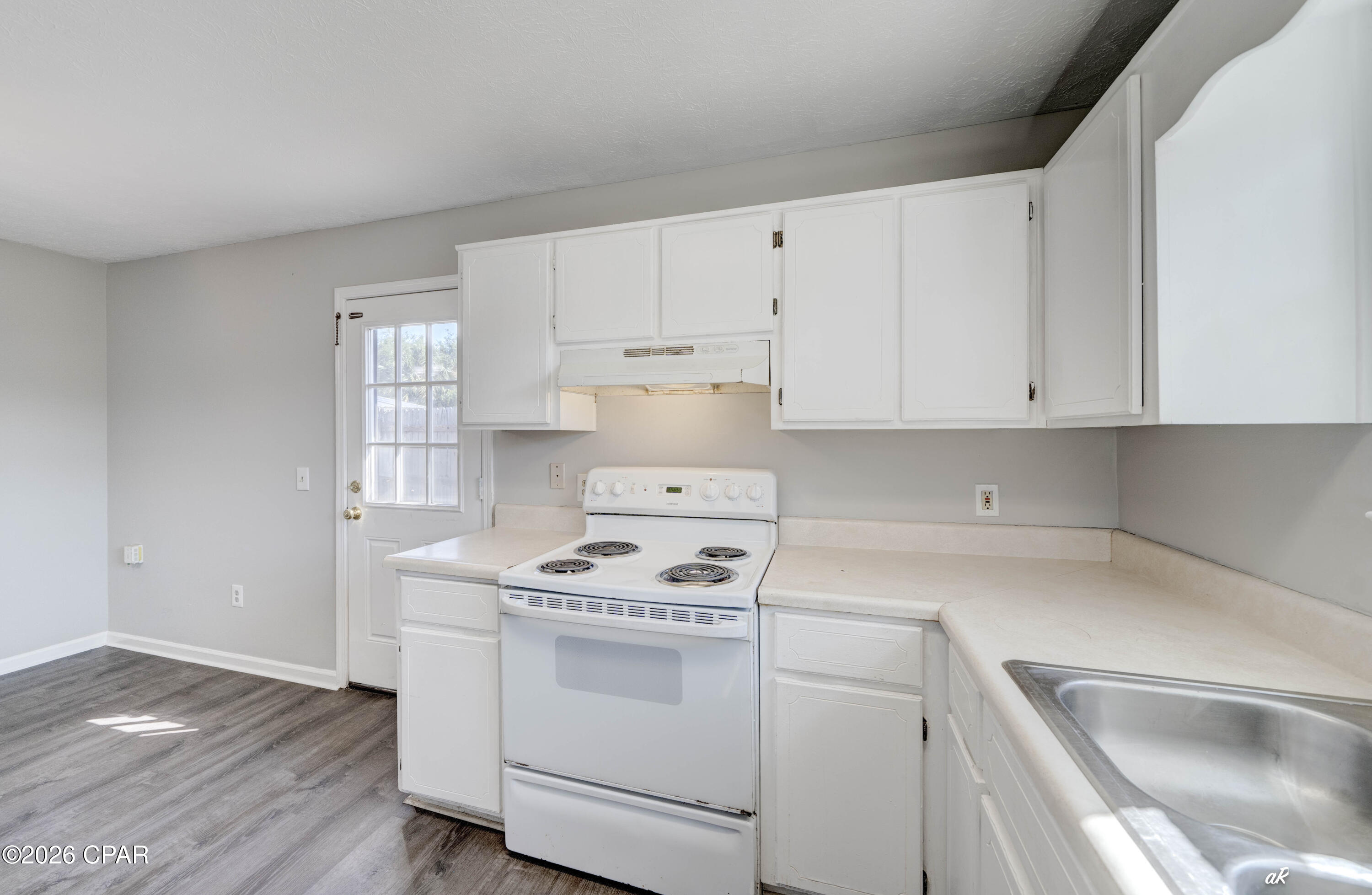 [No Recorded Subdiv] - Residential Lease