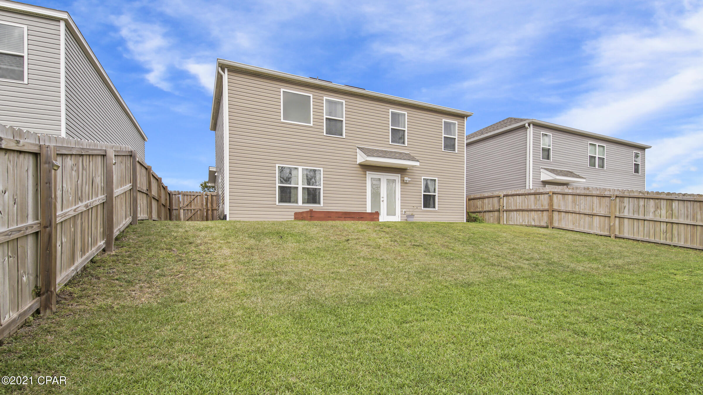 [No Recorded Subdiv] - Residential