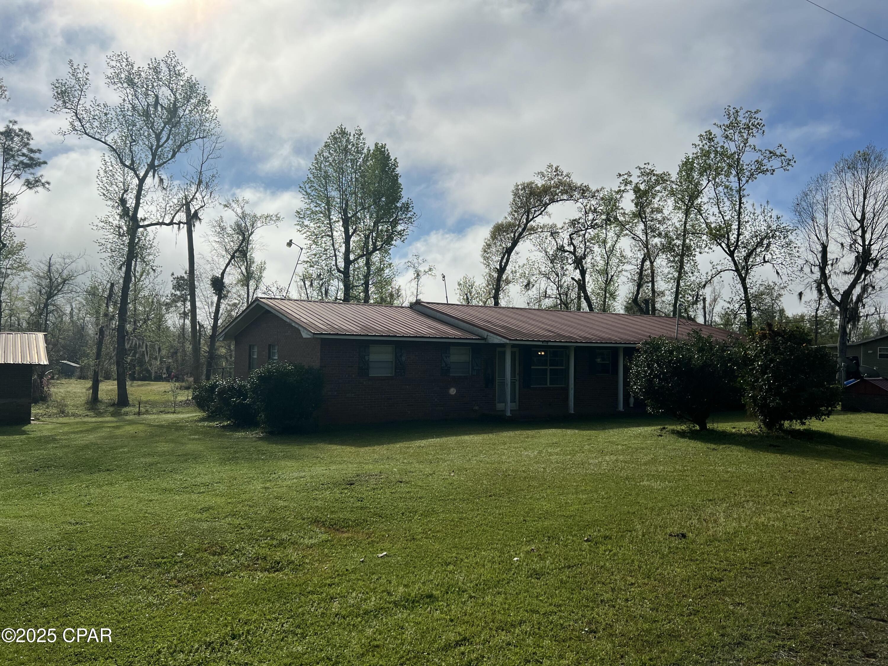 Sneads, Florida 32460, United States, 3 Bedrooms Bedrooms, ,2 BathroomsBathrooms,Residential,Active,99668