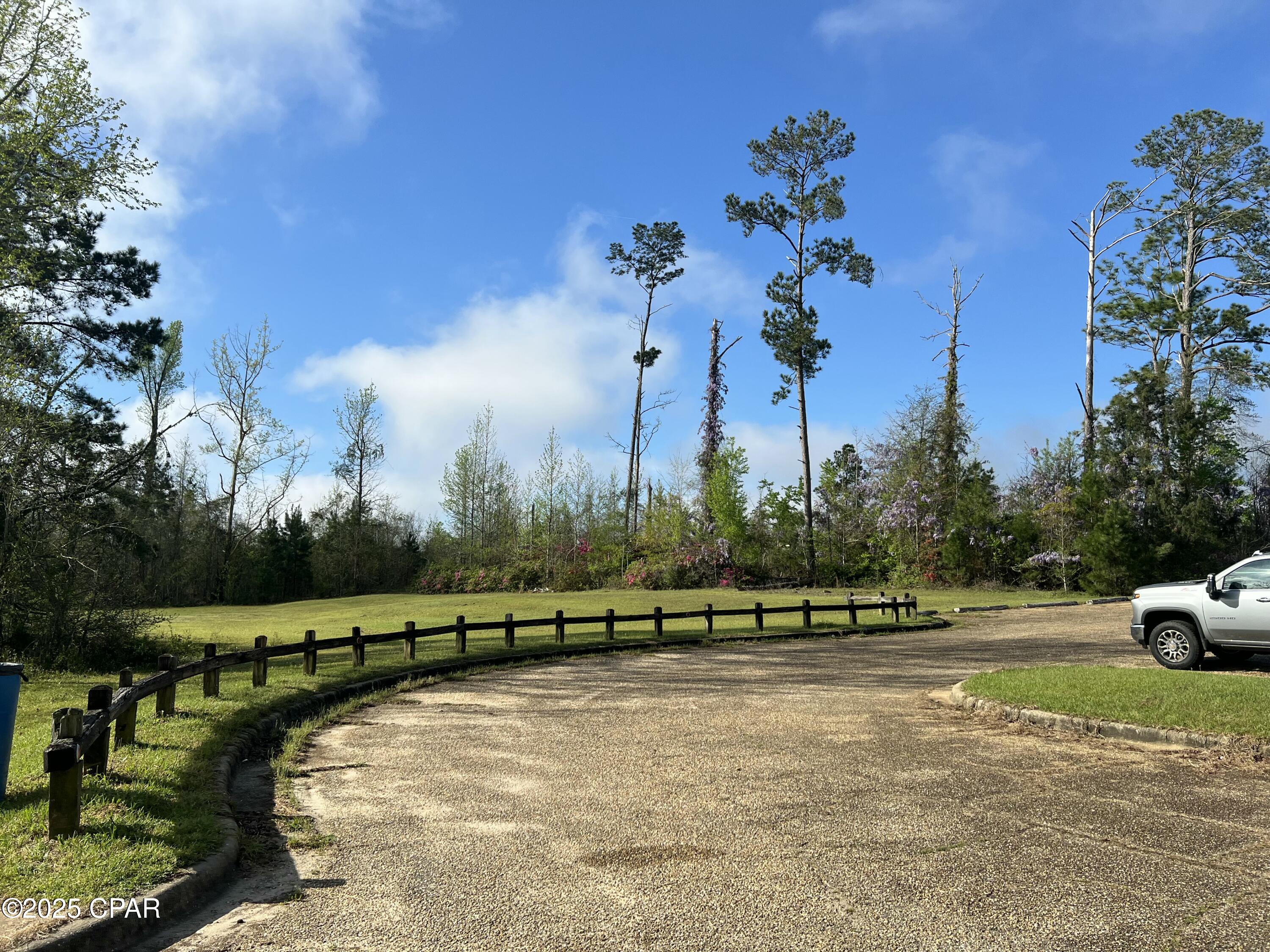 Sneads, Florida 32460, United States, 3 Bedrooms Bedrooms, ,2 BathroomsBathrooms,Residential,Active,99668