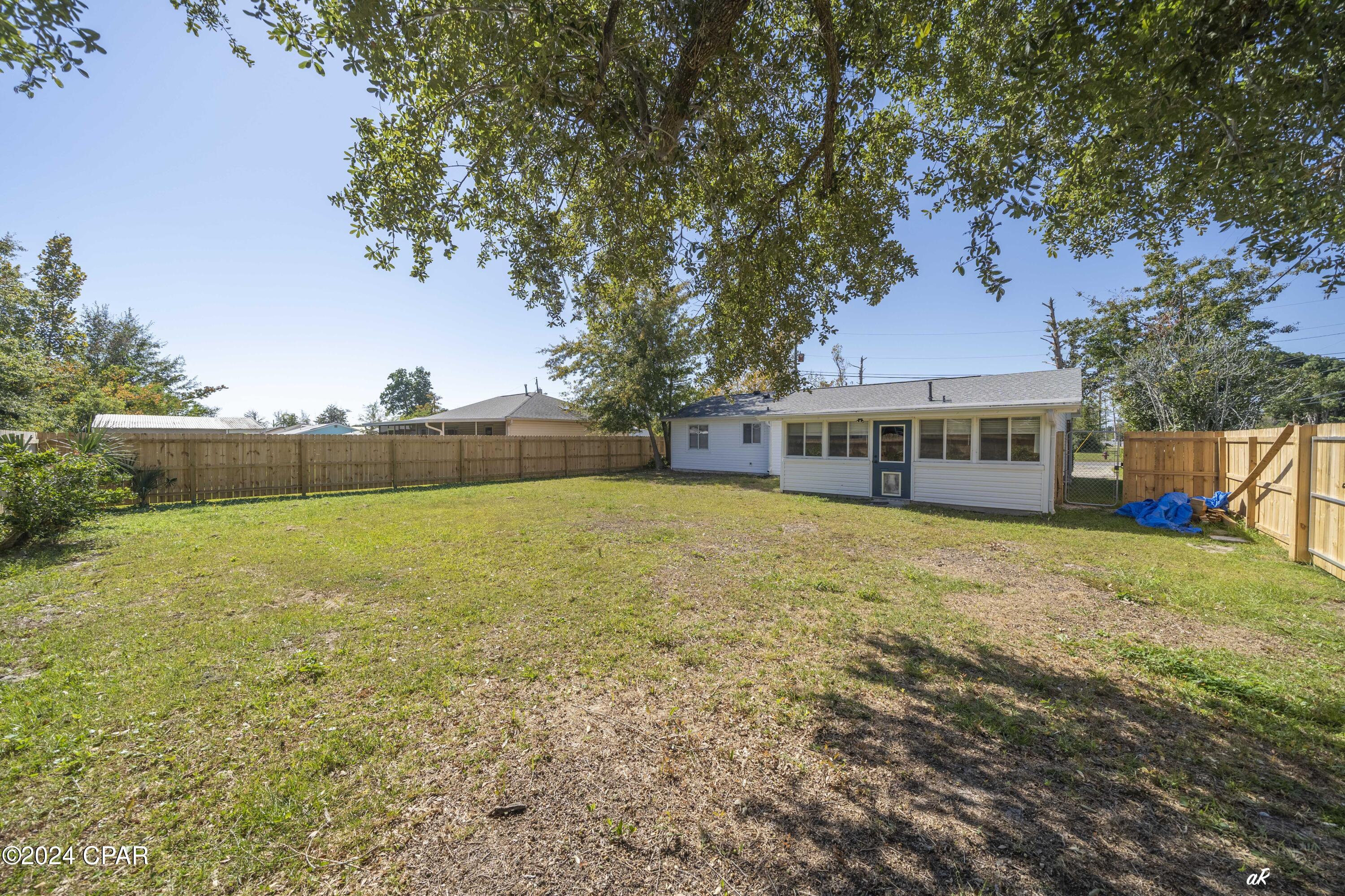 [No Recorded Subdiv] - Residential Lease