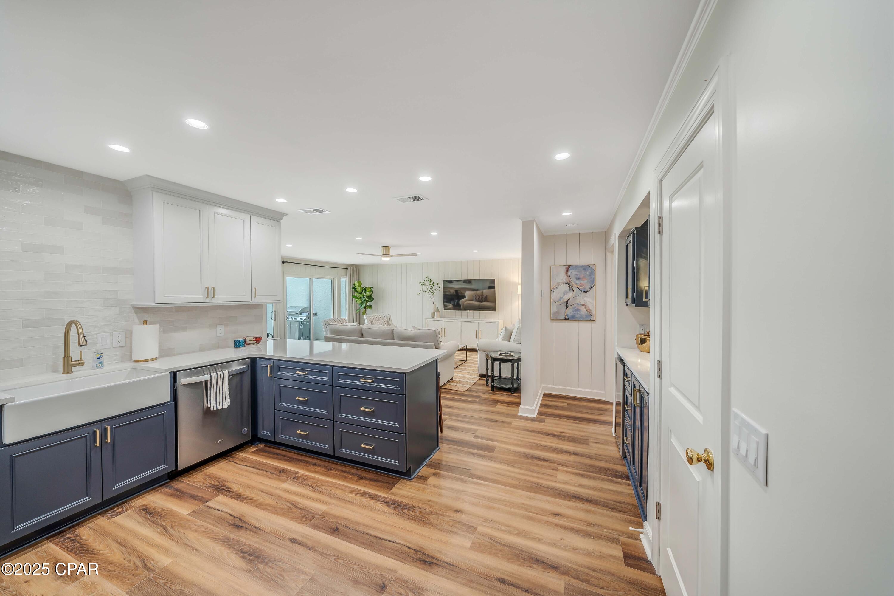 Bay Point Harbour Villas - Residential