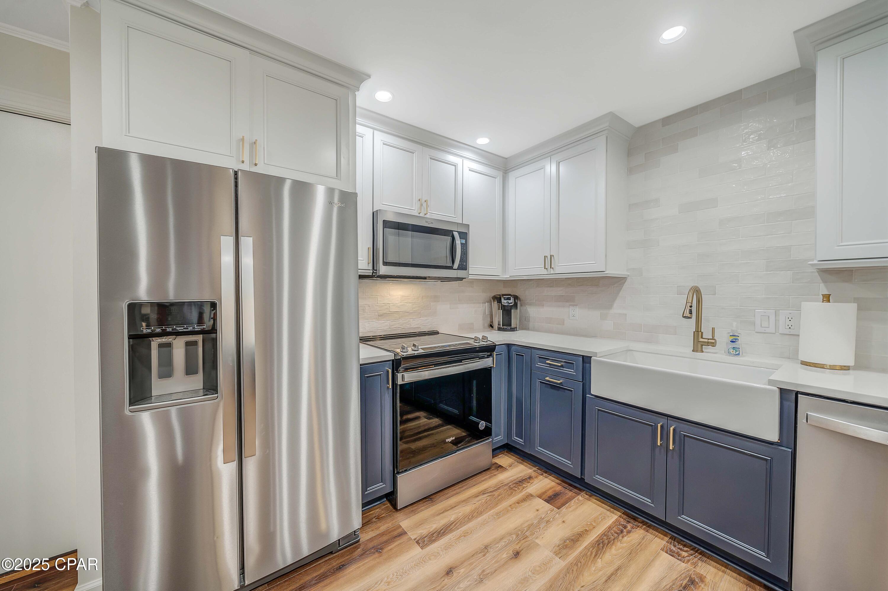 Bay Point Harbour Villas - Residential