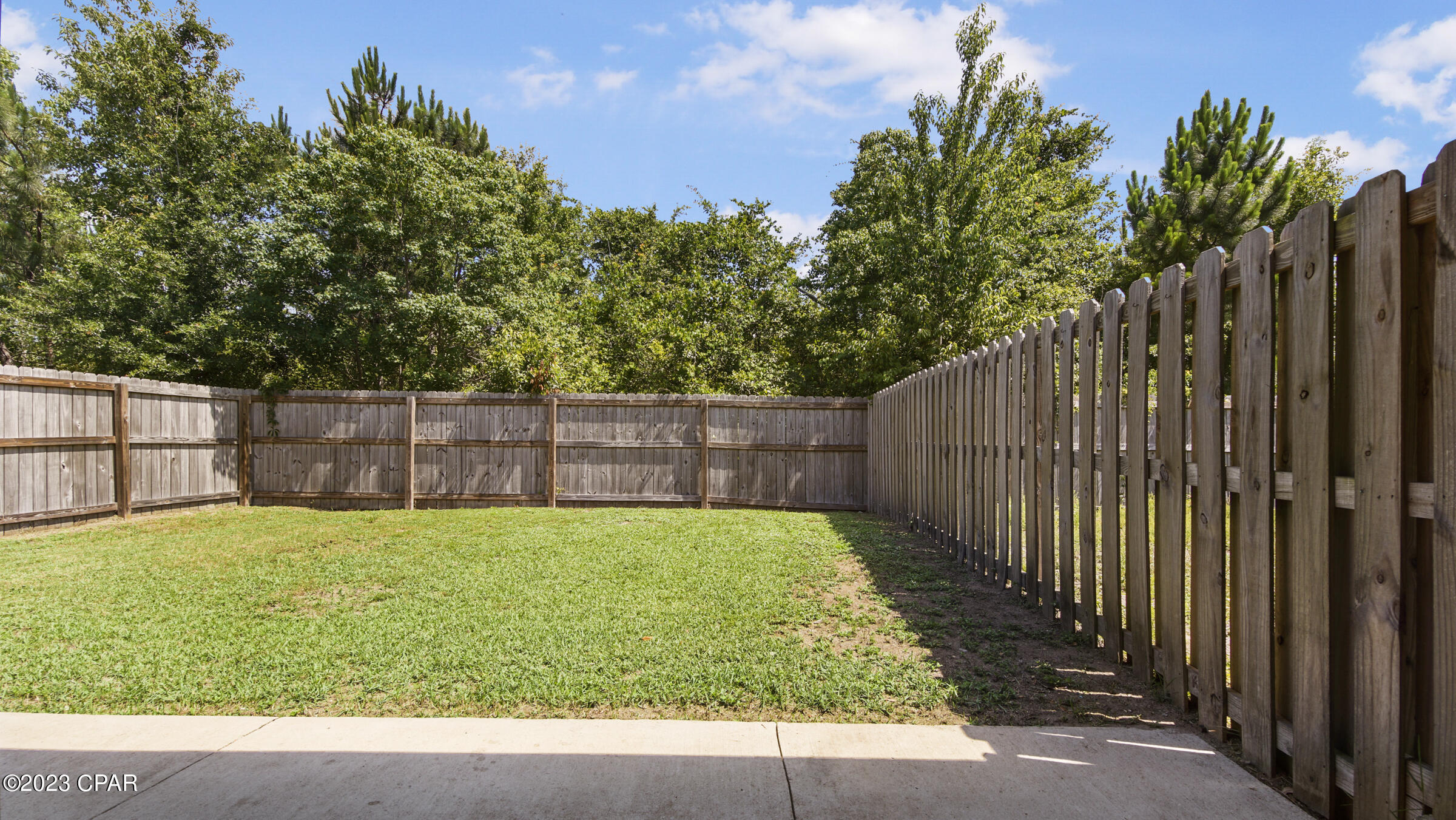 Summer Lace - Residential