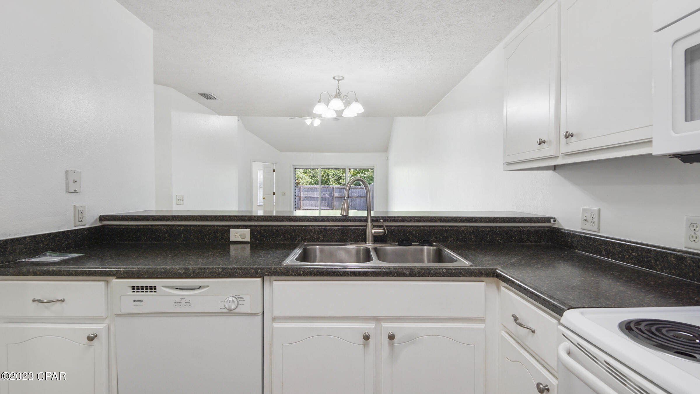 Summer Lace - Residential