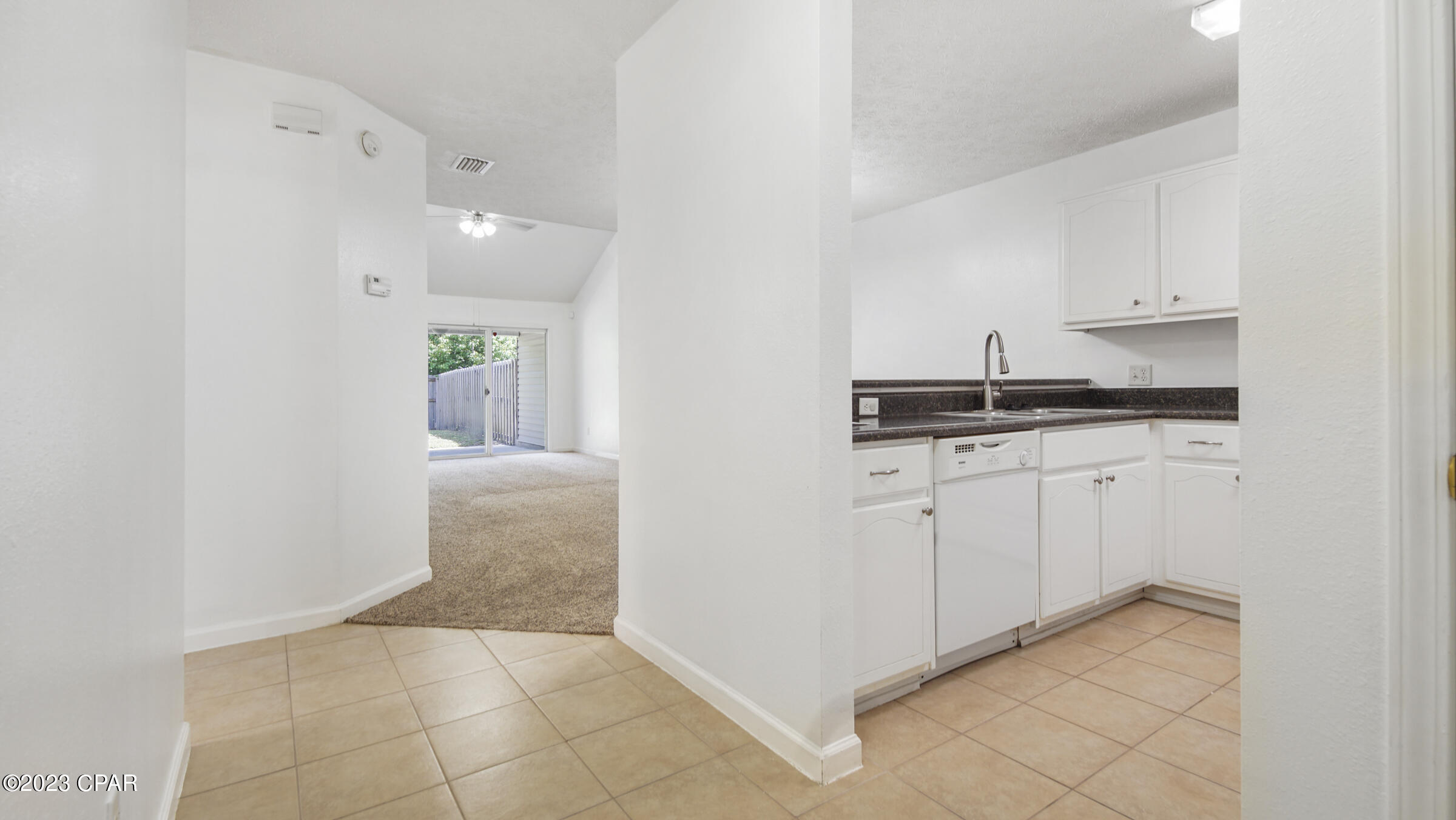 Summer Lace - Residential