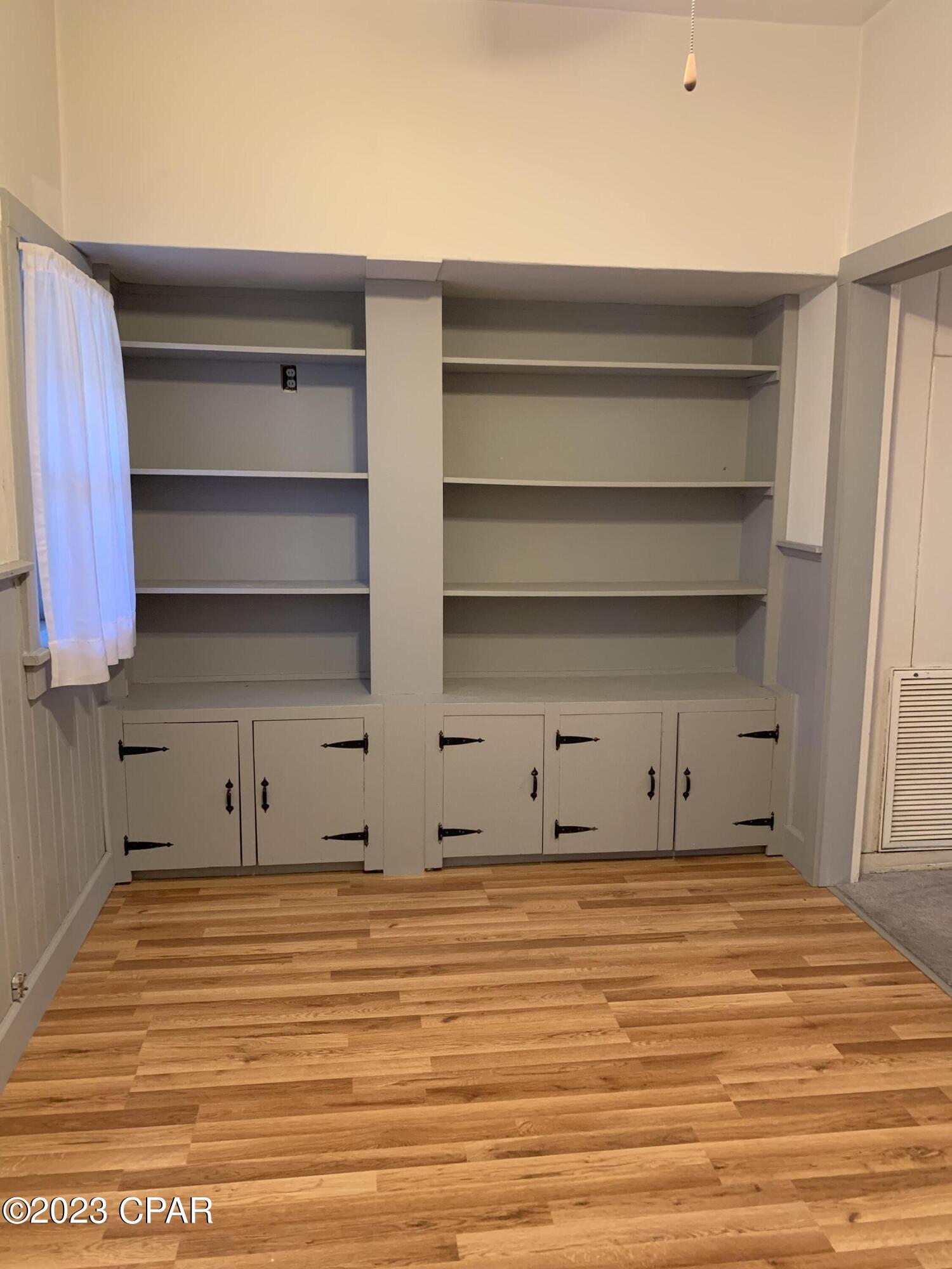 West End Park - Residential