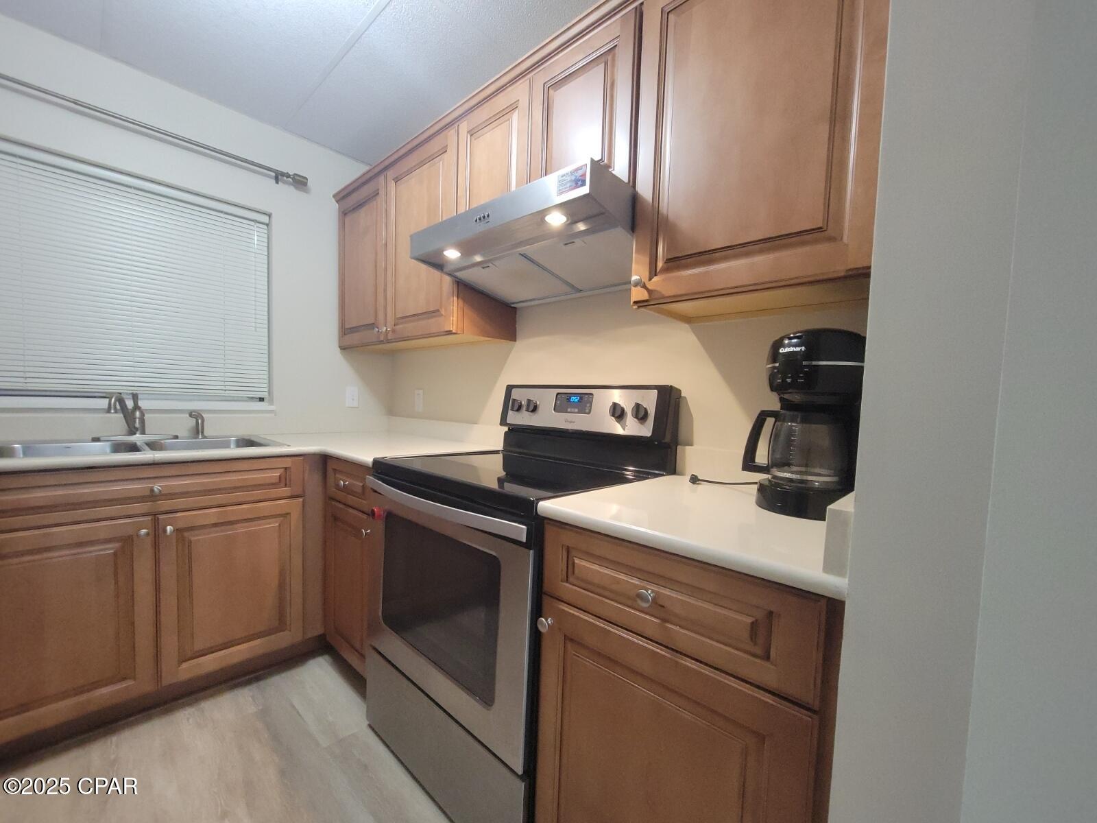 Bay Club Condo Ph 1 - Residential Lease