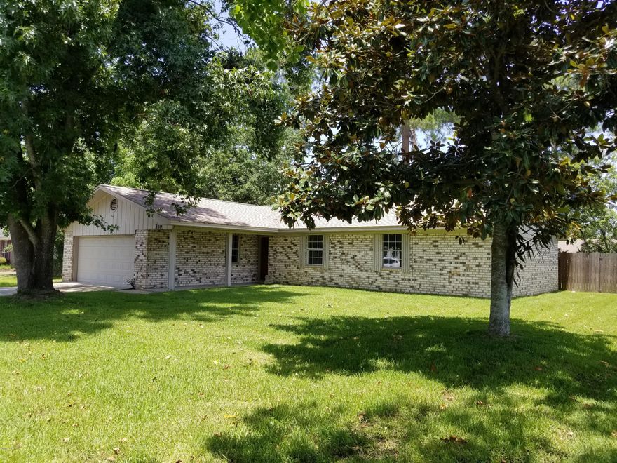A beautiful and spacious home in Lynn Haven, in the gorgeous community of Belaire Estates. BRAND NEW CARPET- 2014 ROOF! Convenient to shopping, schools, and an approx. 13-mile drive to Tyndall Air Force Base. This large 3 bedroom, 2 bath home includes a BONUS room which would be the perfect office or even a 4th bedroom. Large Privacy fenced yard has gate access and so much potential for a back yard paradise. Plenty of room for a pool. A huge and open 17x22 living room with windows overlooking the backyard bringing in tons of natural lighting. The 1 car garage is very spacious and has an area for storage or a workshop area with shelving and work bench.  All measurements are approximate. Please verify if important.