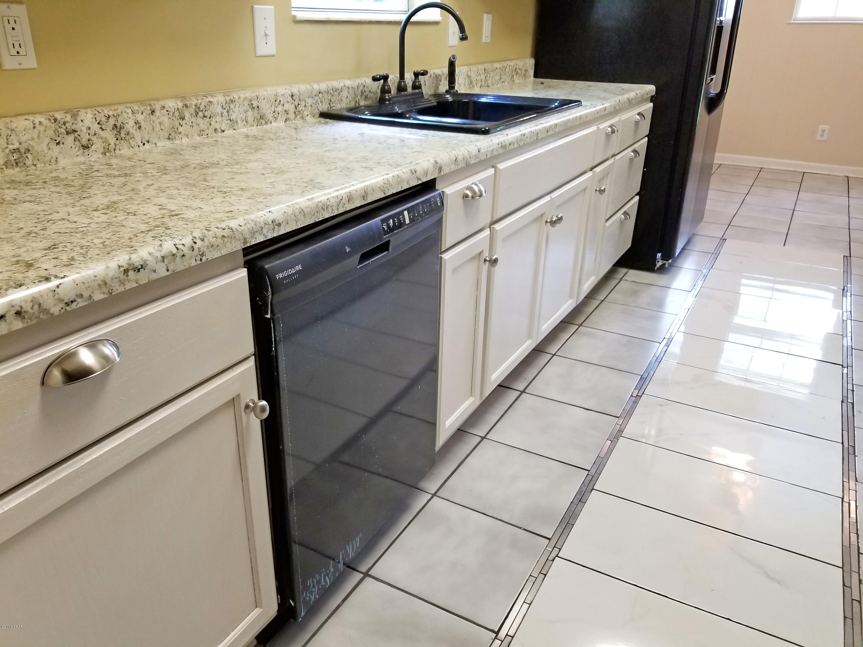 Belaire Estates Replat - Residential