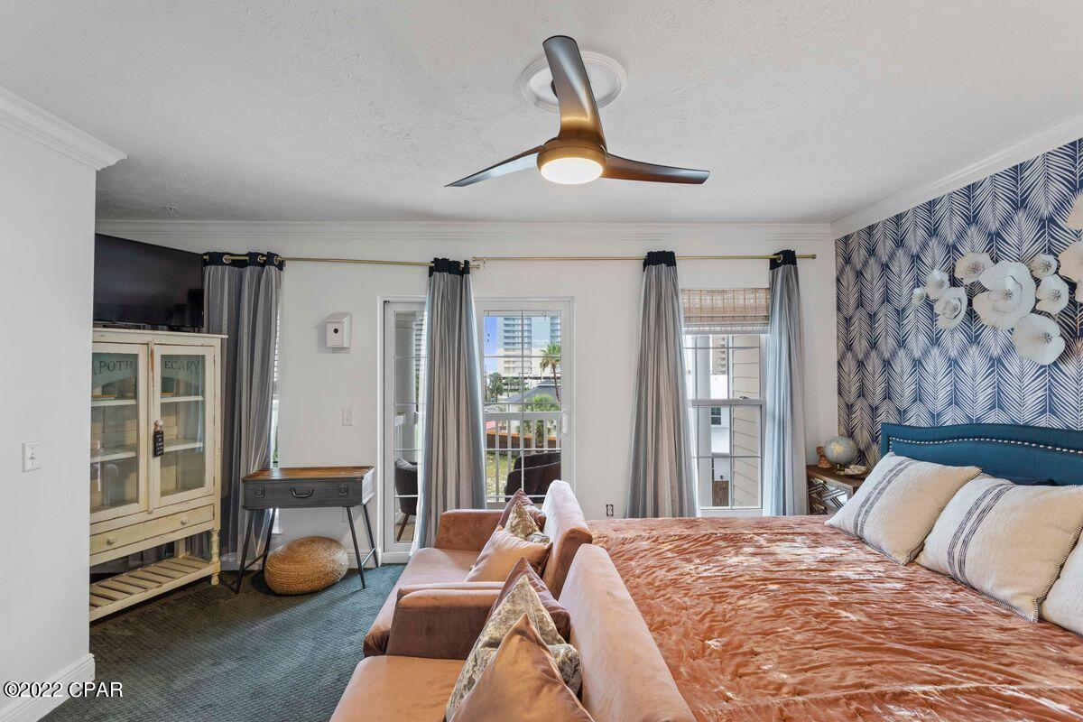 Long Beach 3rd - Residential