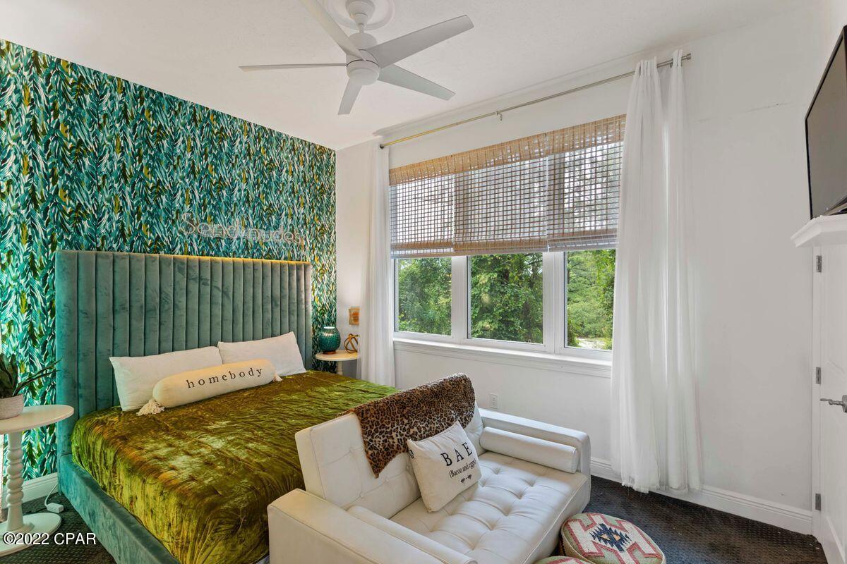 Long Beach 3rd - Residential