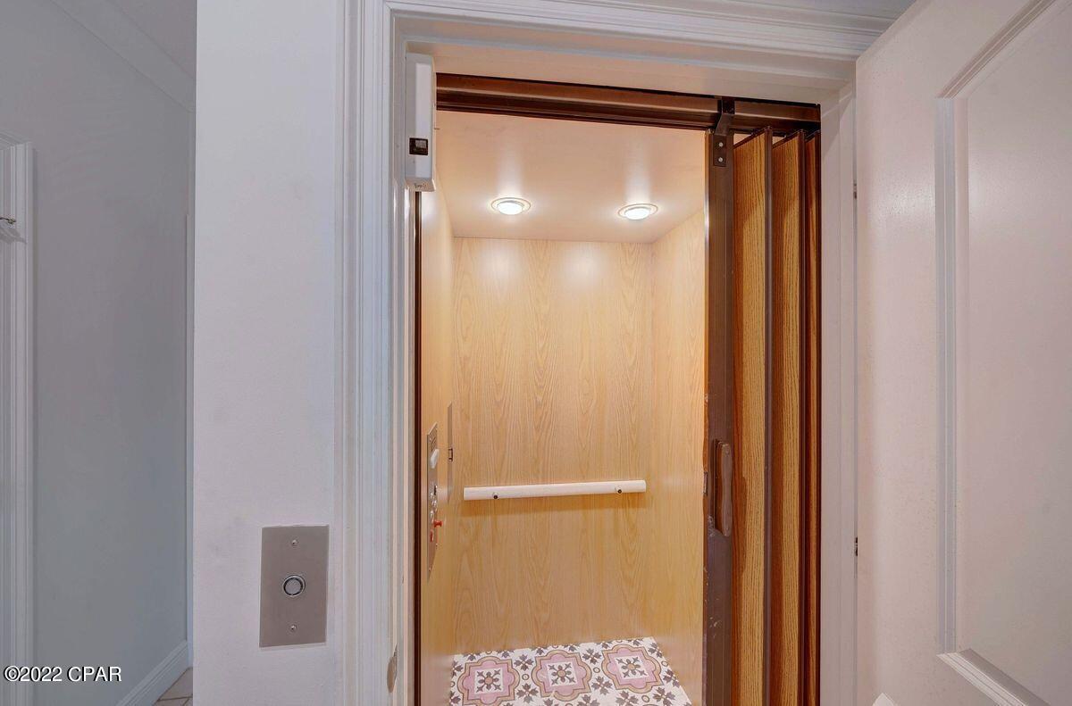 Long Beach 3rd - Residential