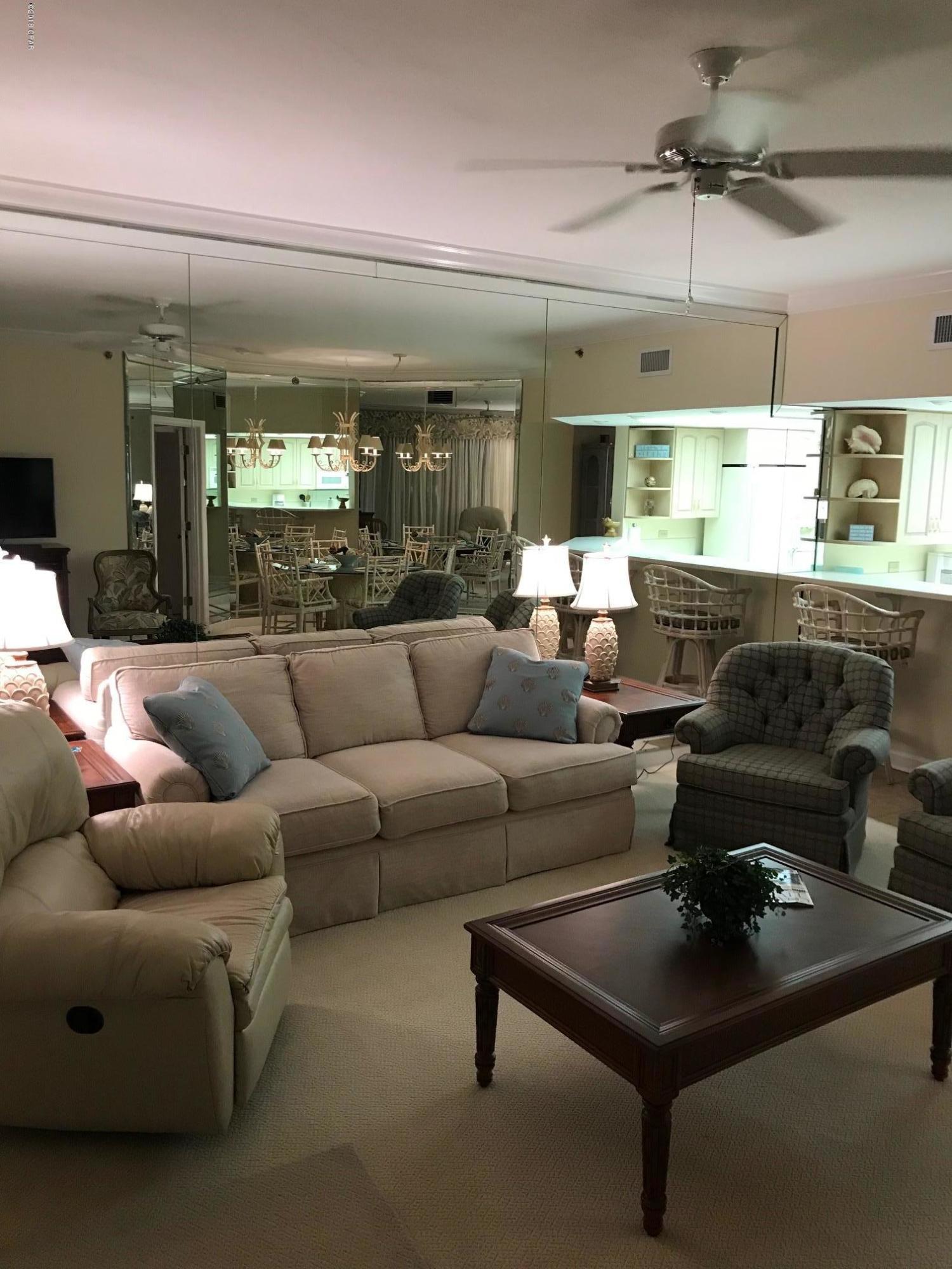 Summerwinds Condo - Residential