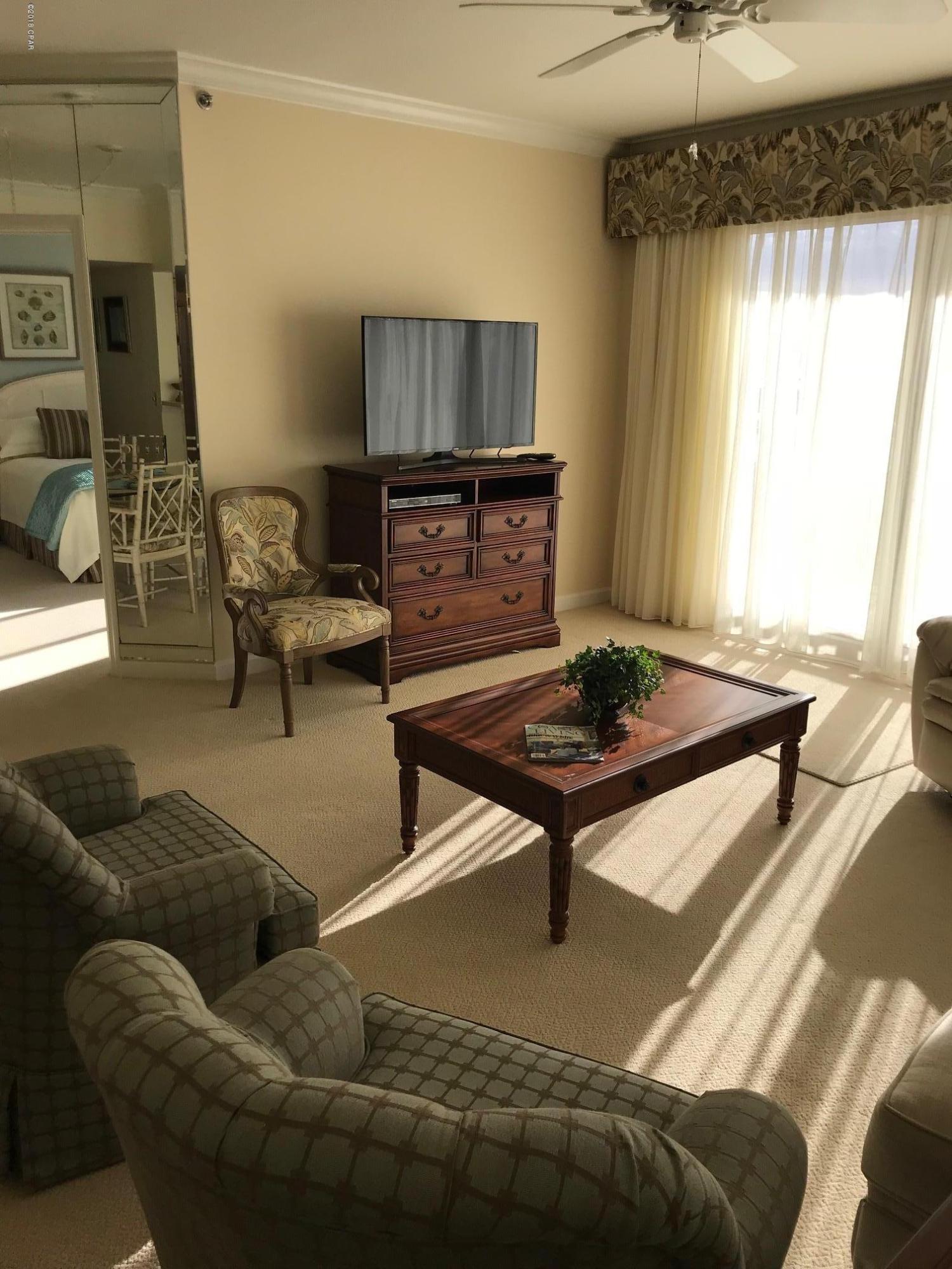 Summerwinds Condo - Residential