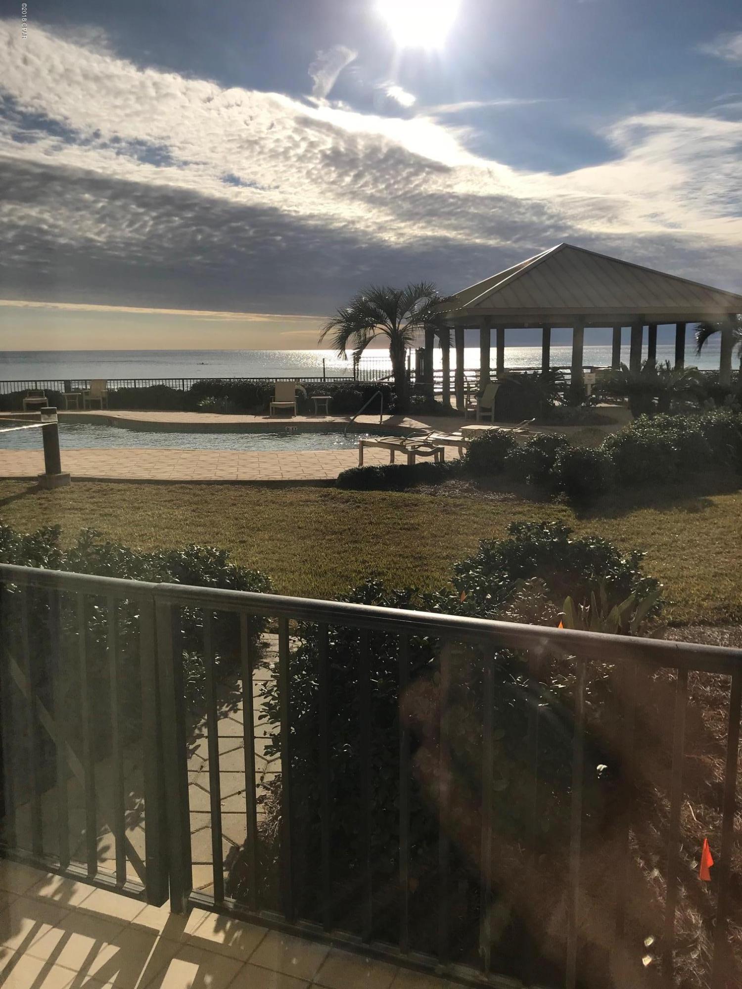 Summerwinds Condo - Residential