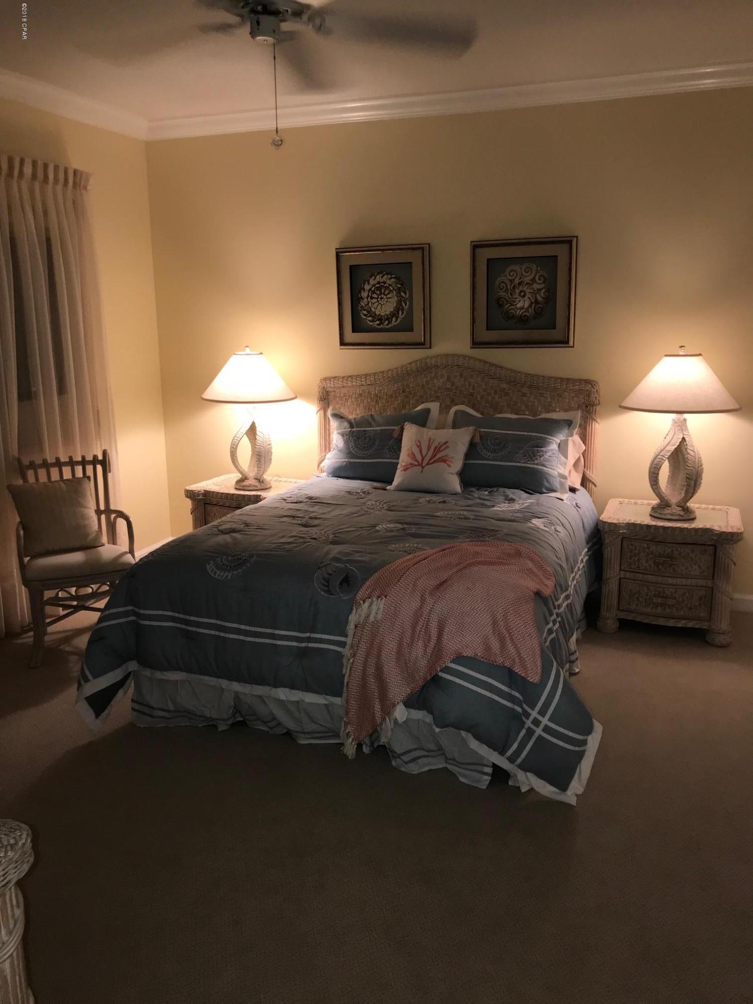 Summerwinds Condo - Residential