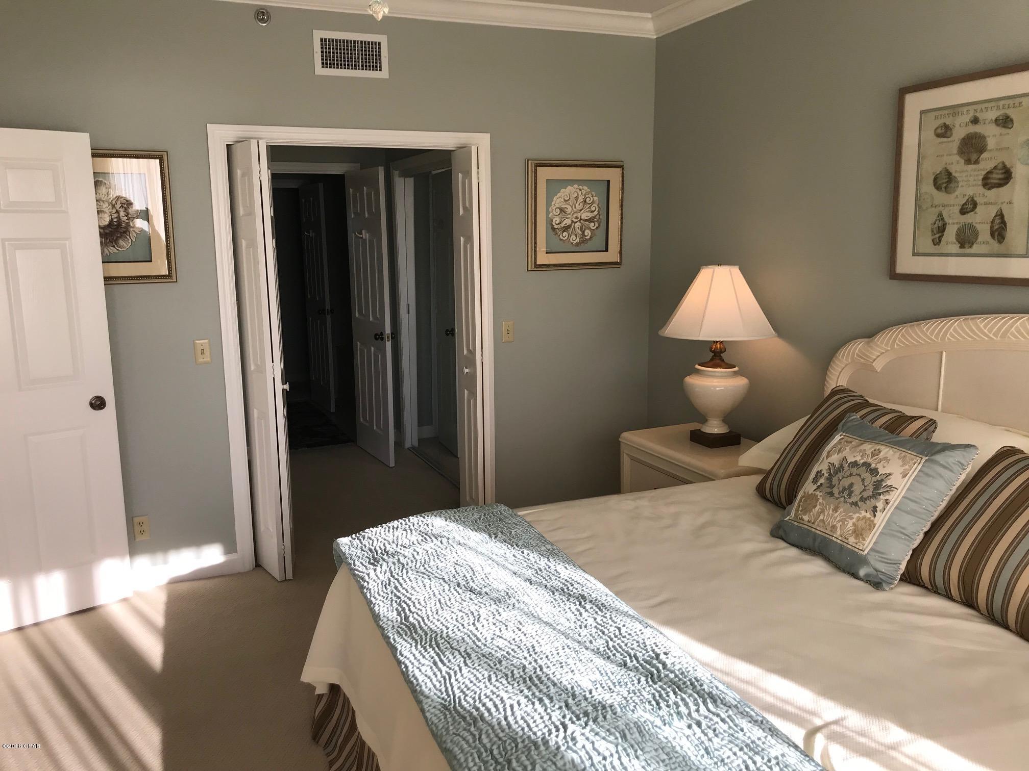 Summerwinds Condo - Residential