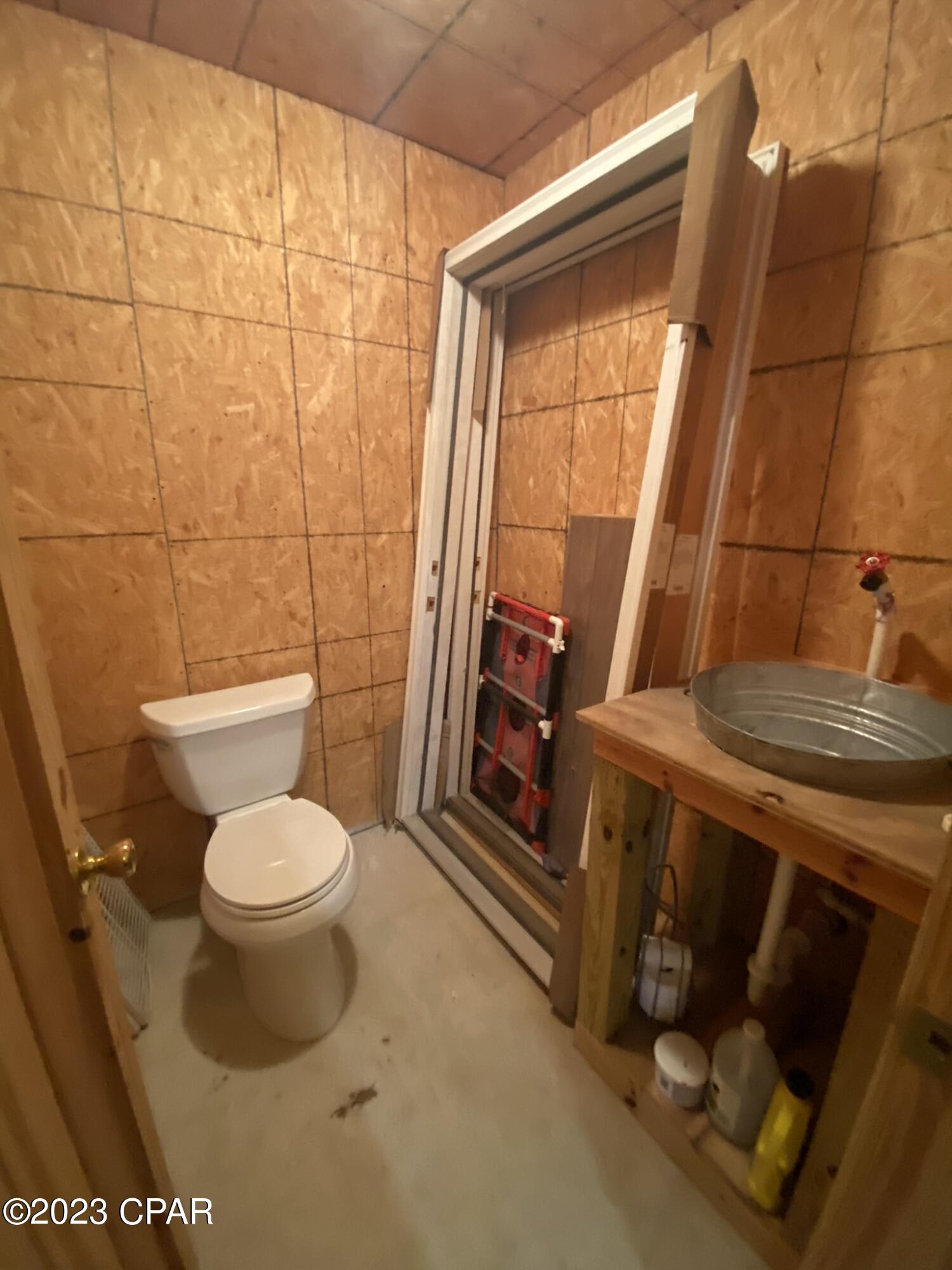 Compass Lake In The Hills - Residential