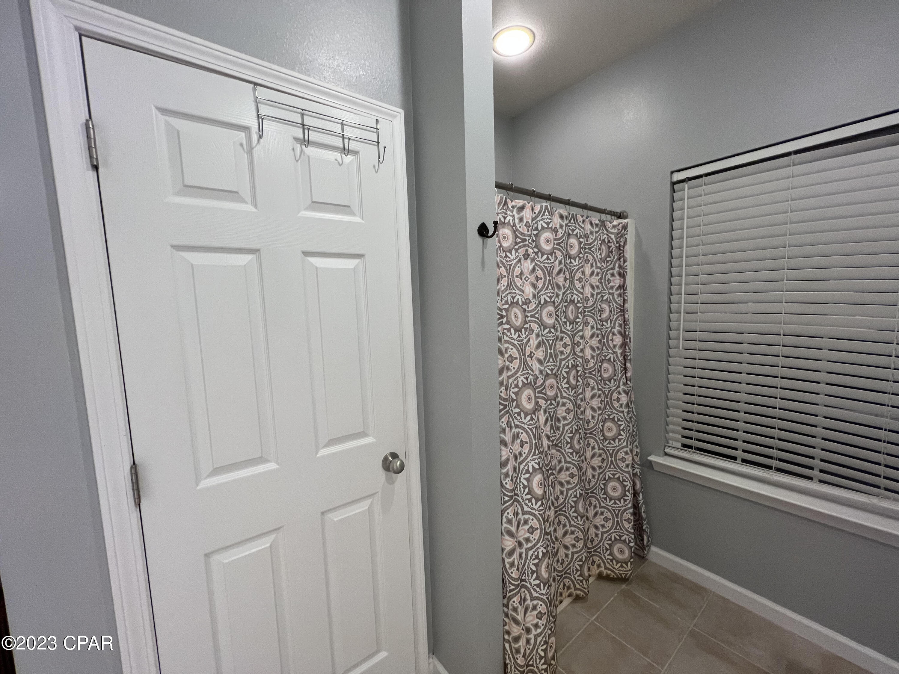 Compass Lake In The Hills - Residential