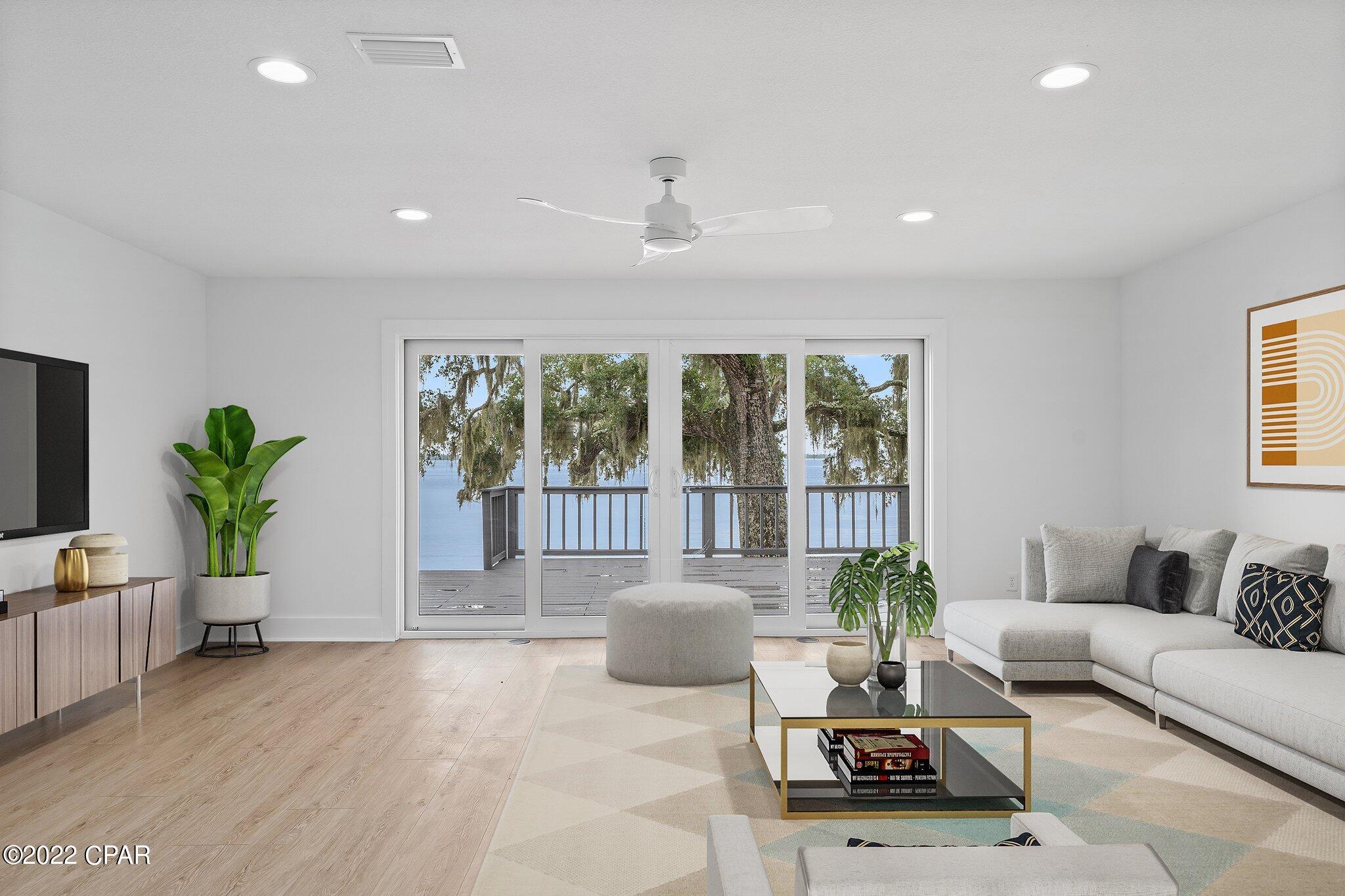 Bay Oaks Townhouses - Residential