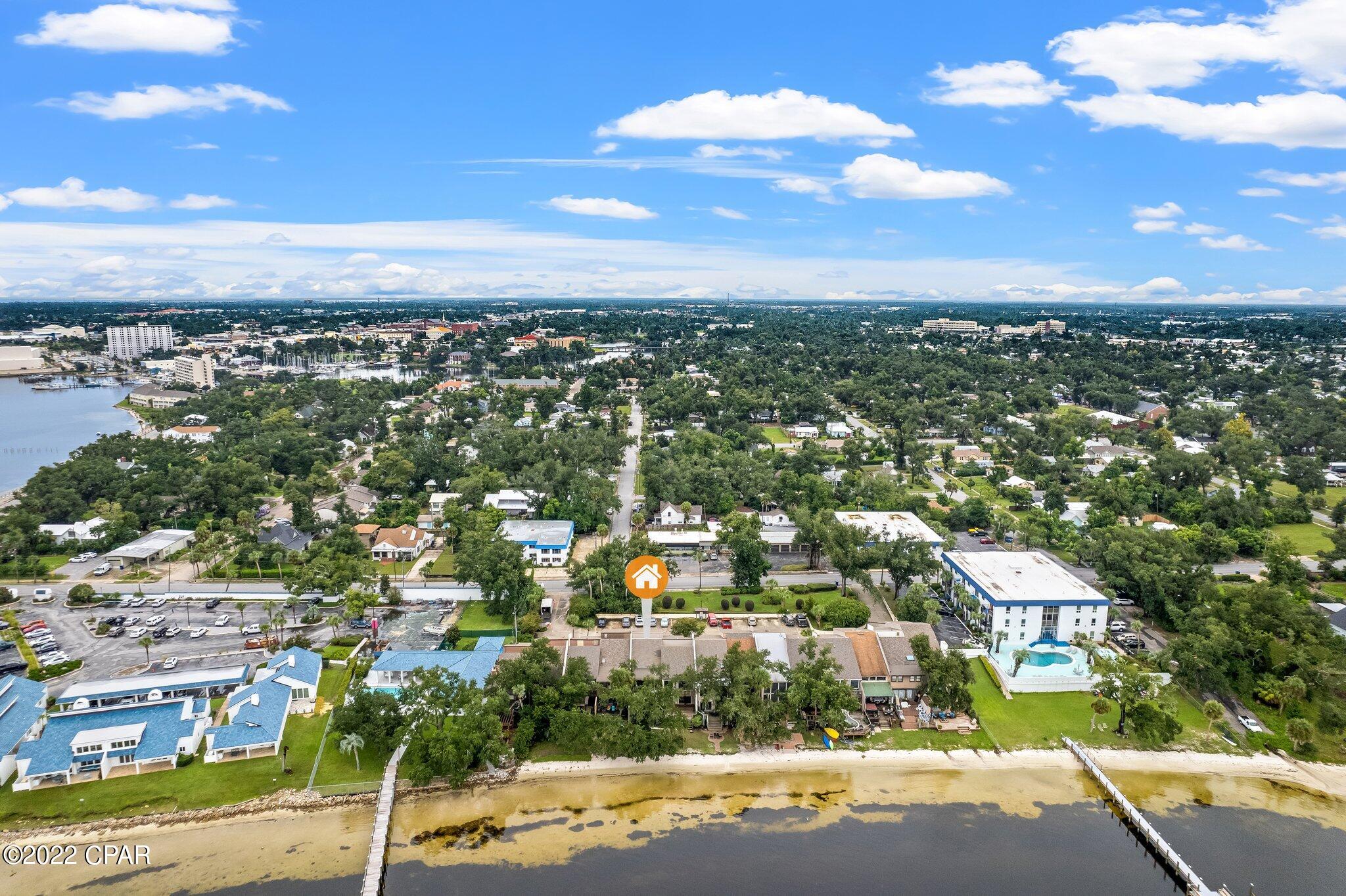 Bay Oaks Townhouses - Residential