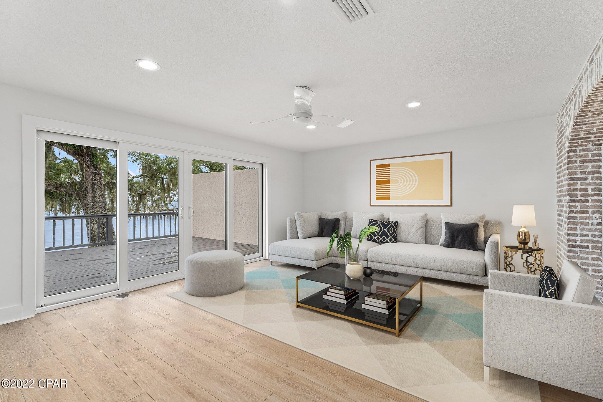 Bay Oaks Townhouses - Residential