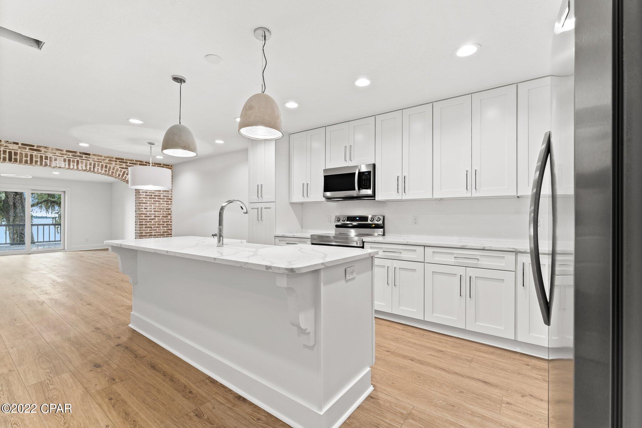 Bay Oaks Townhouses - Residential