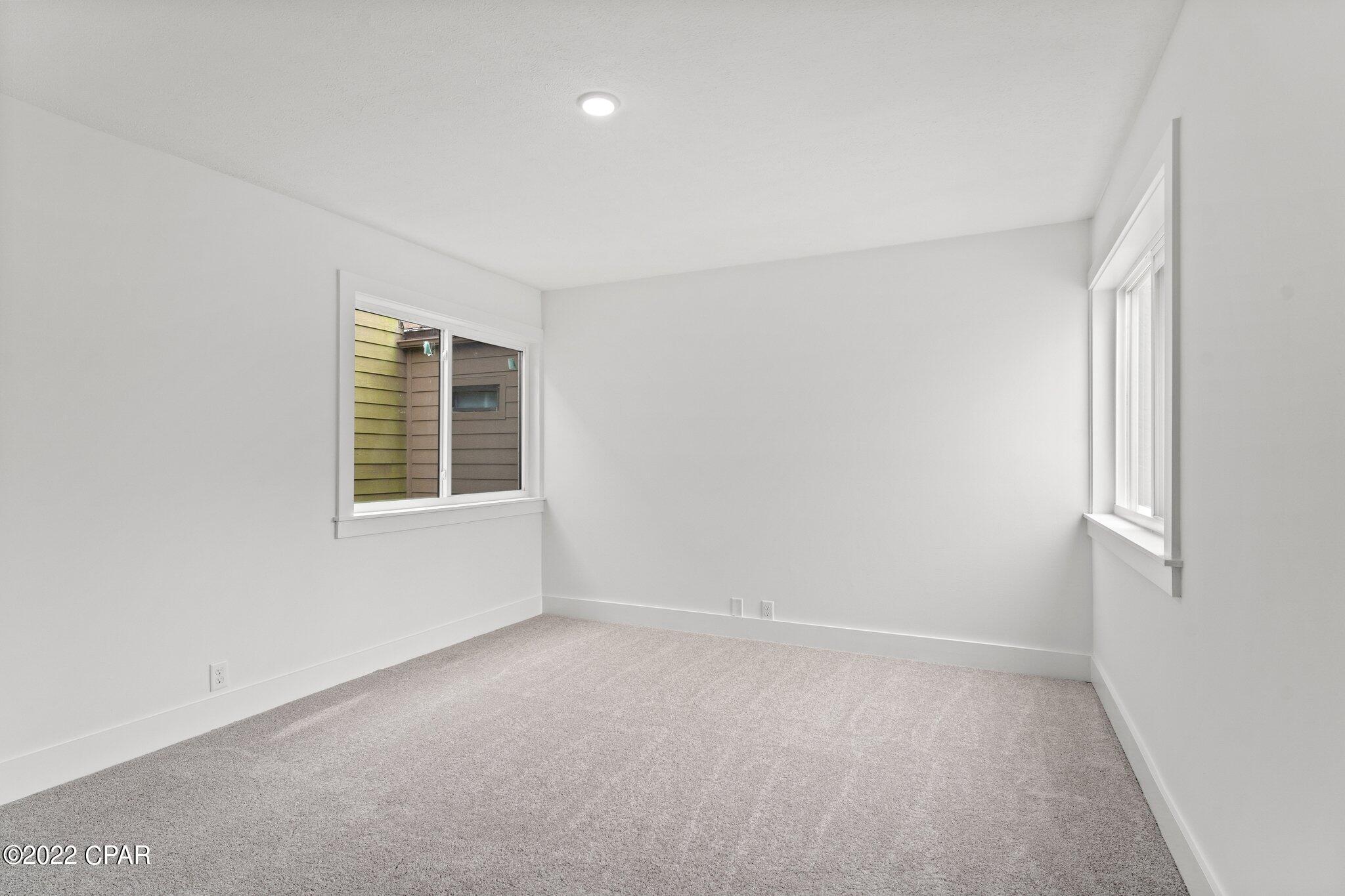 Bay Oaks Townhouses - Residential