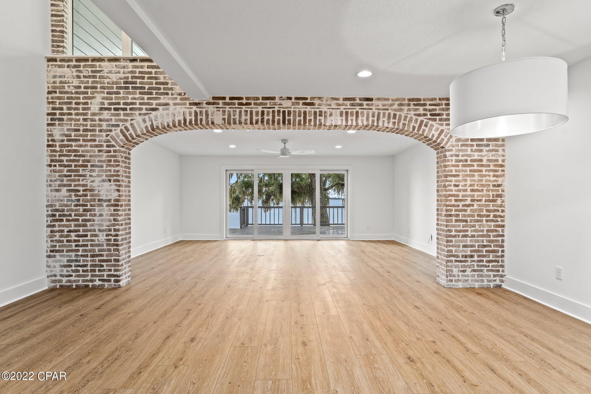 Bay Oaks Townhouses - Residential