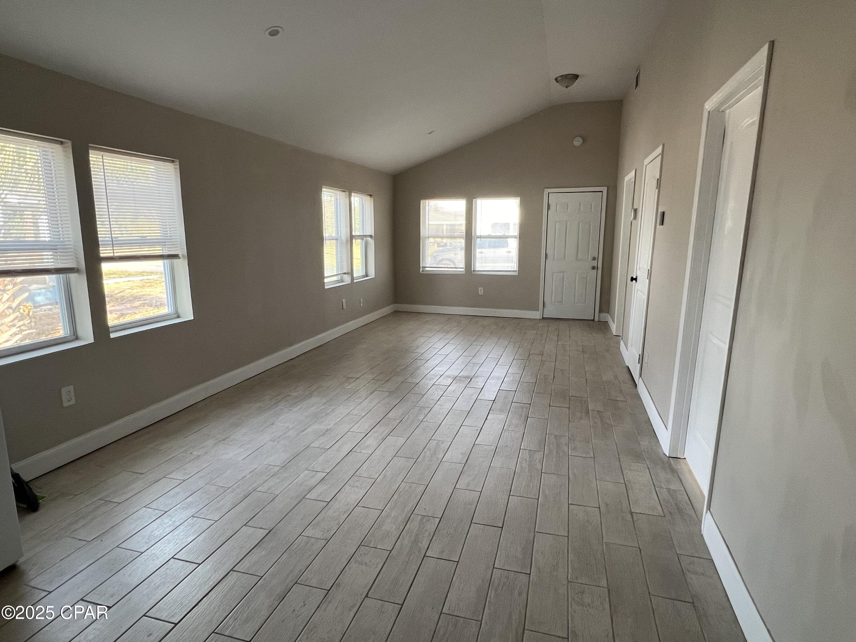 Coastal Lands 2nd Add - Residential