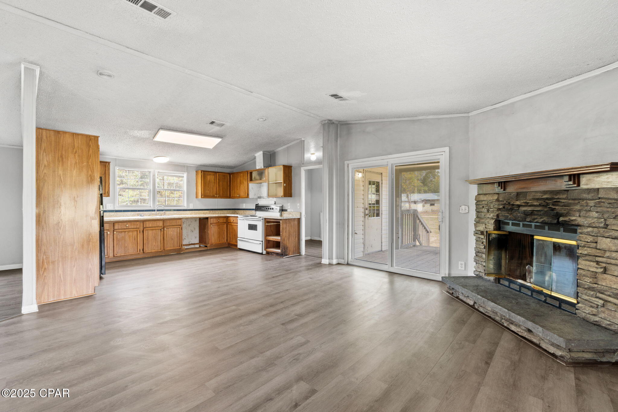 [No Recorded Subdiv] - Residential