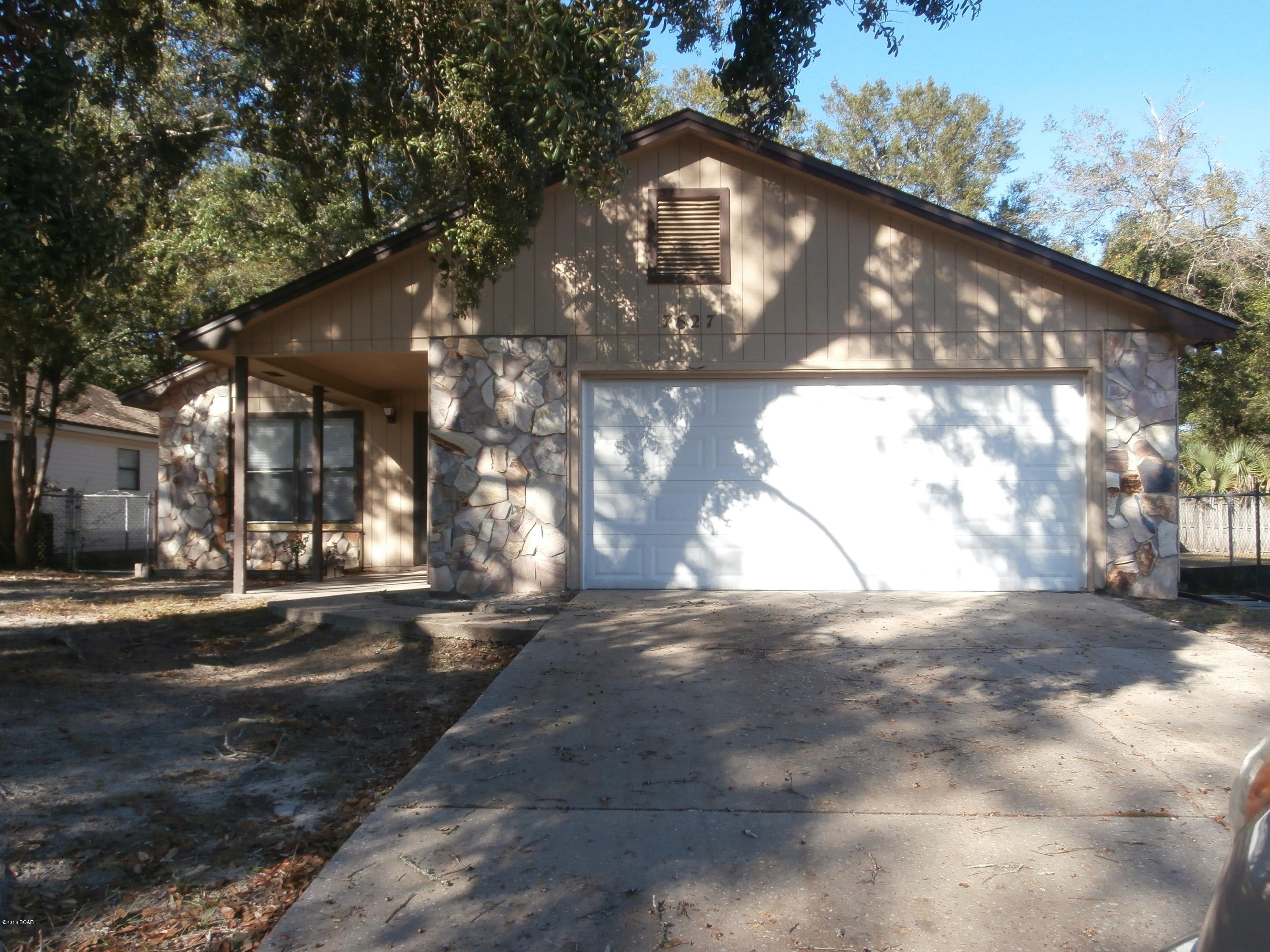 Shadow Bay Unit 1 - Residential Lease