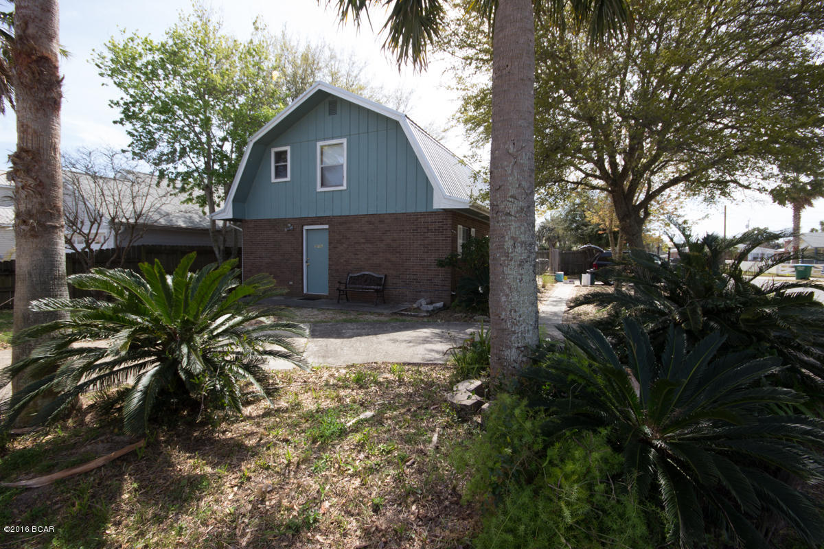 Bid-A-Wee Beach 1st - Residential