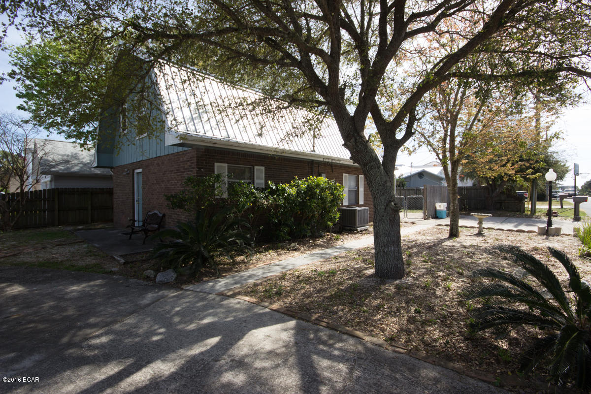 Bid-A-Wee Beach 1st - Residential