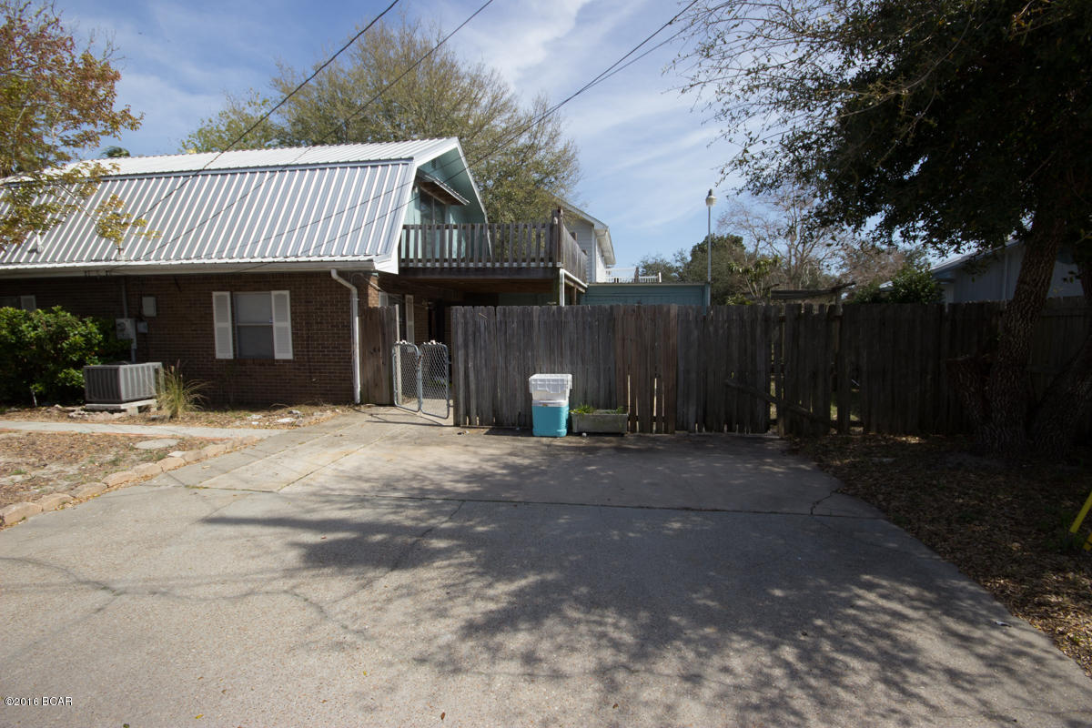 Bid-A-Wee Beach 1st - Residential