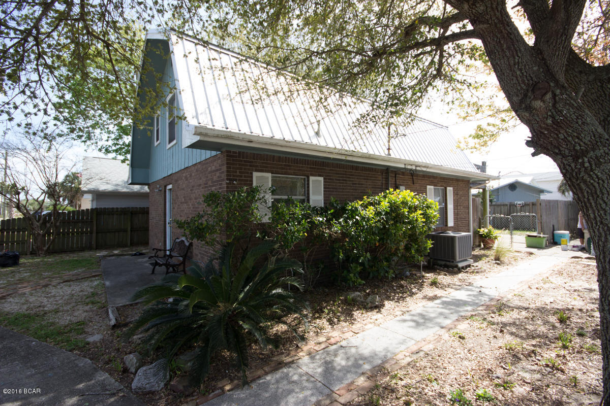 Bid-A-Wee Beach 1st - Residential