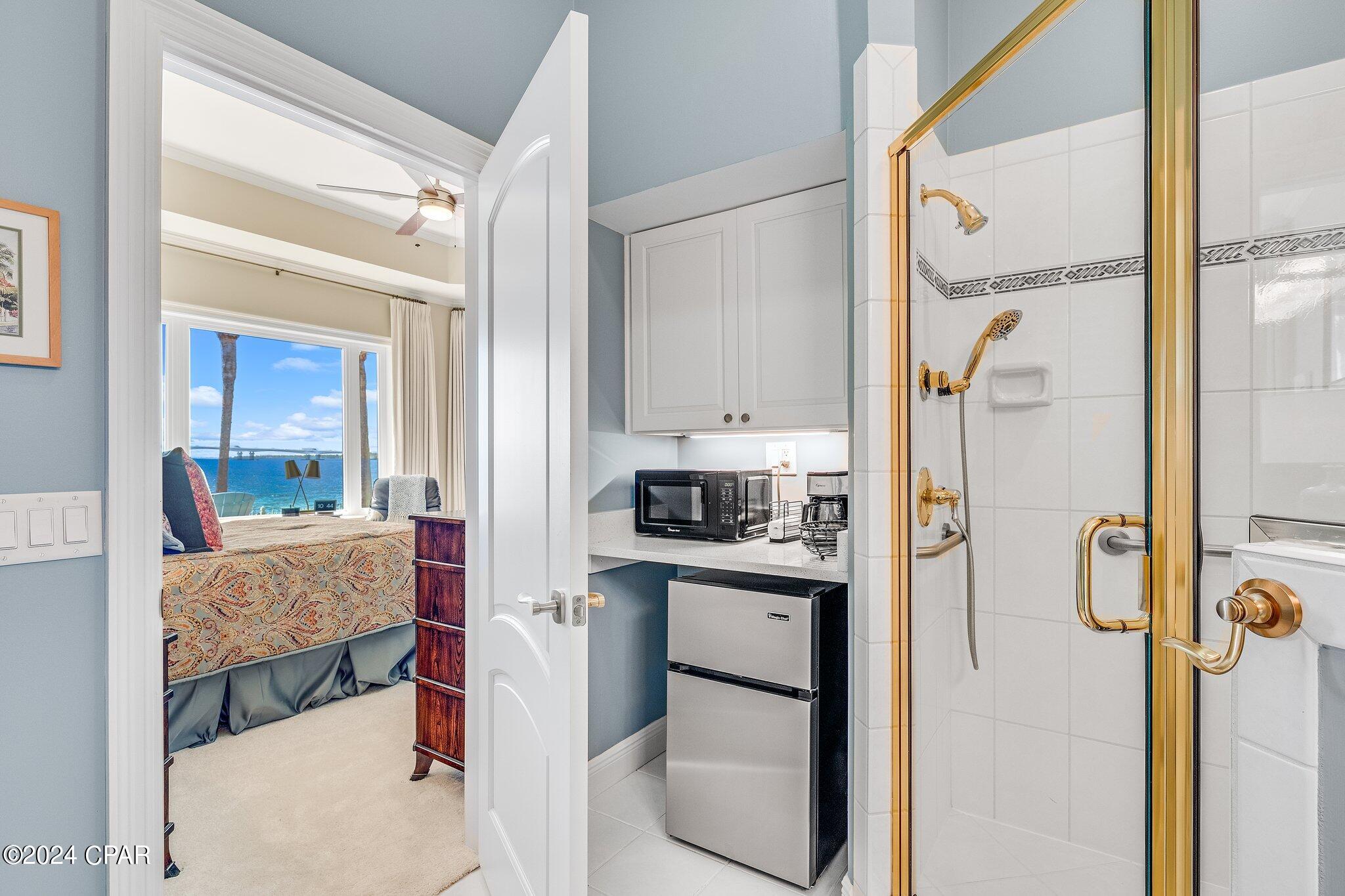 Dolphin Bay Ph I - Residential