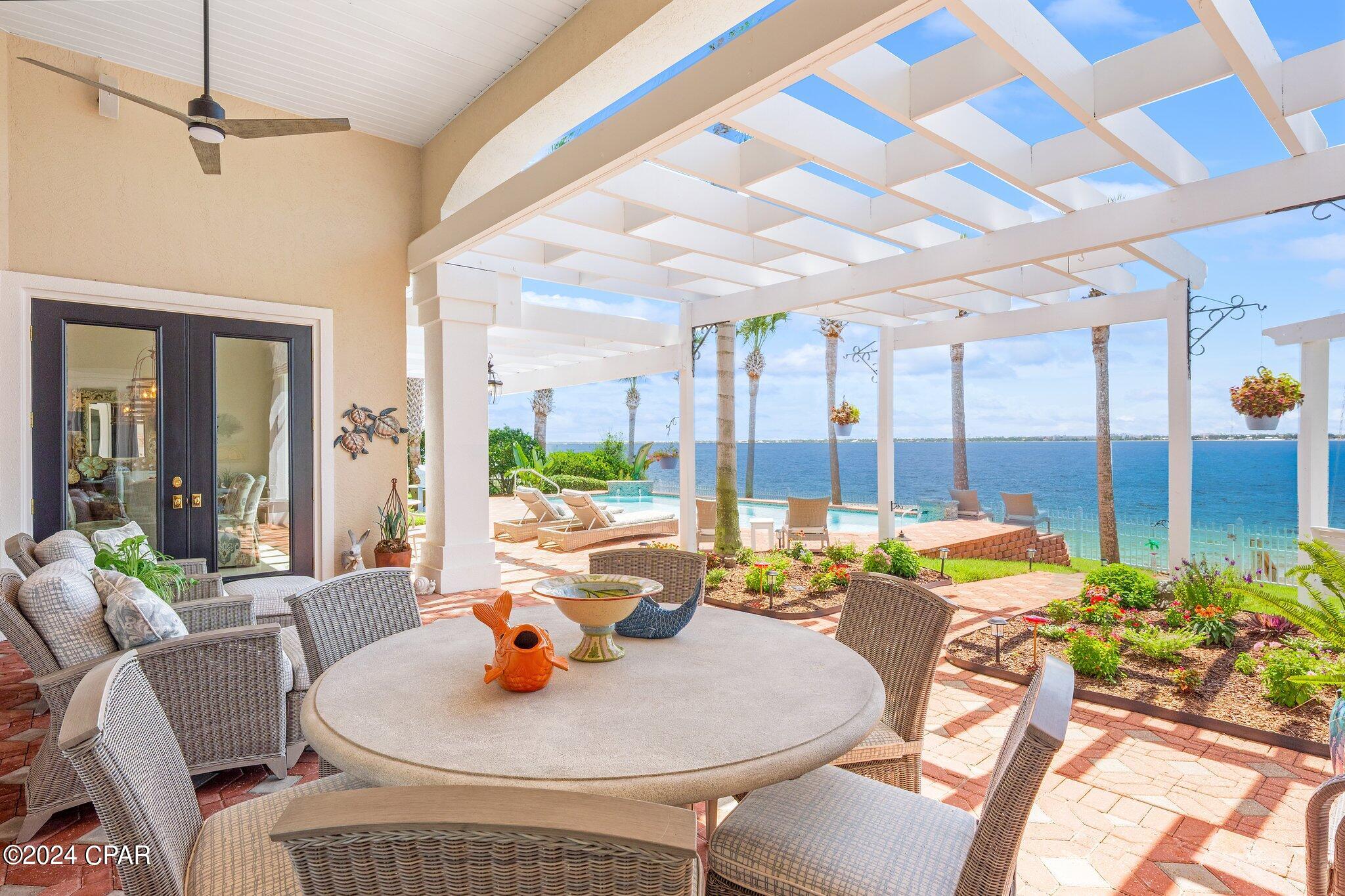 Dolphin Bay Ph I - Residential