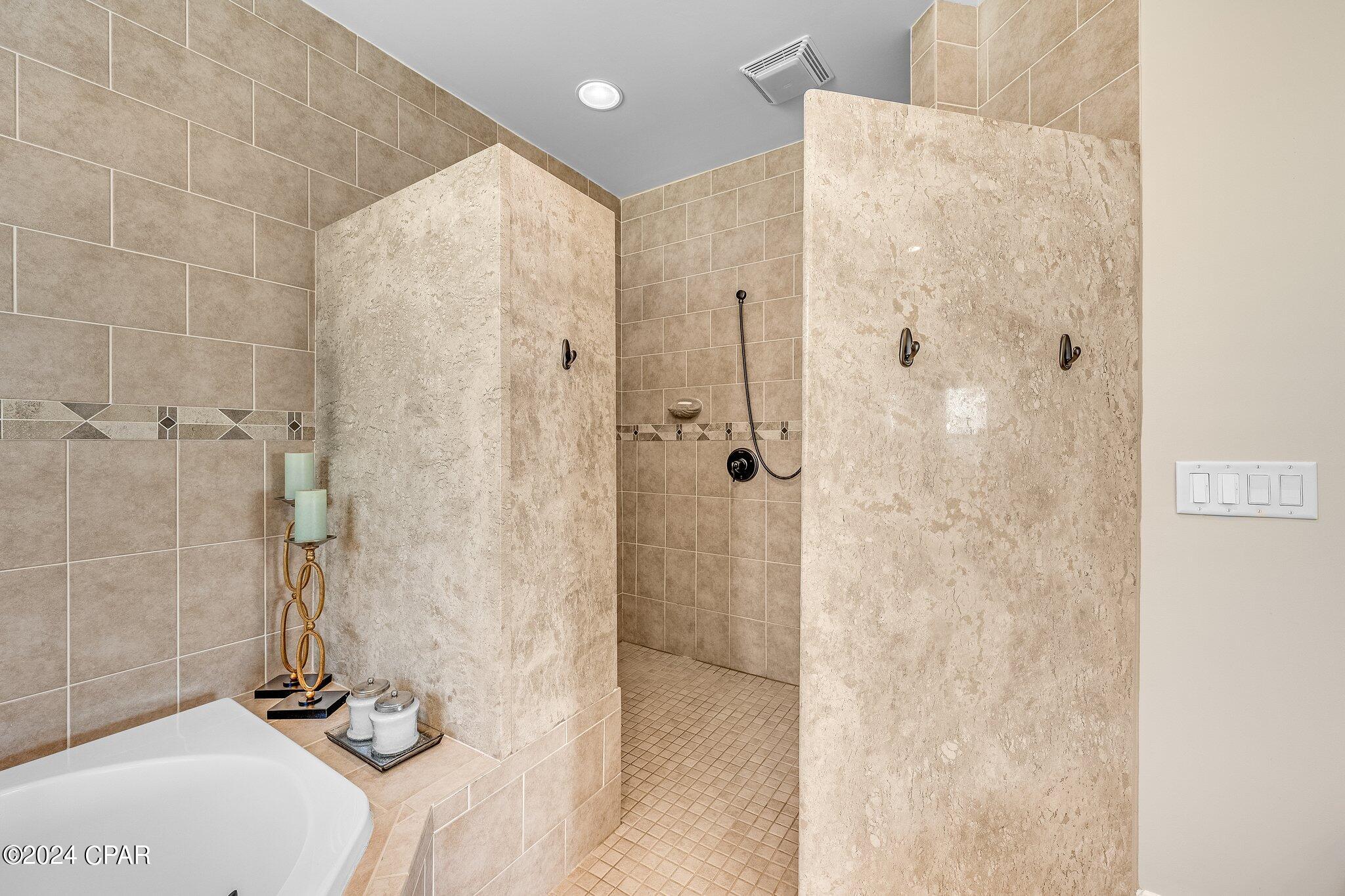 Dolphin Bay Ph I - Residential