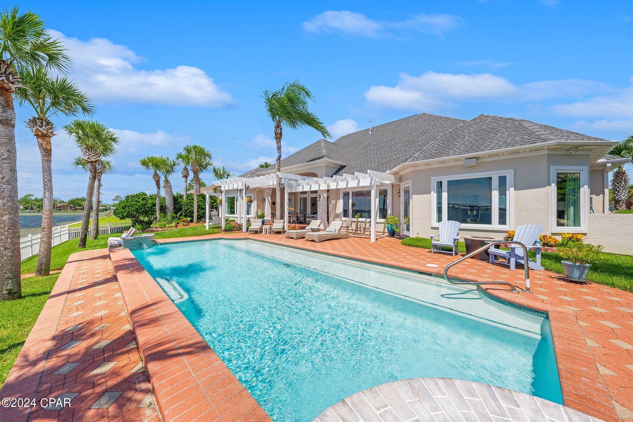 Dolphin Bay Ph I - Residential