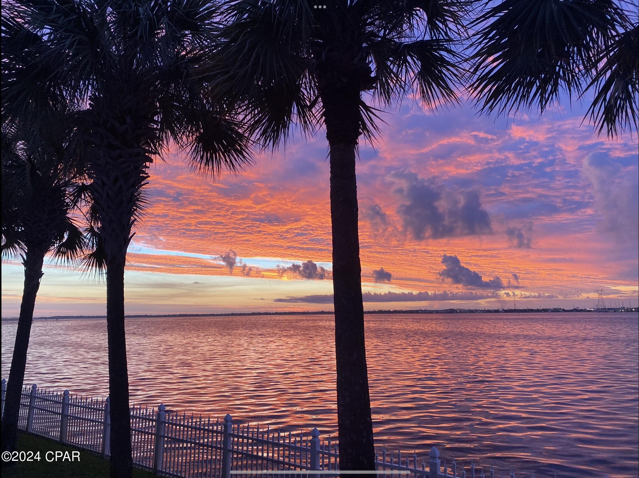 Dolphin Bay Ph I - Residential