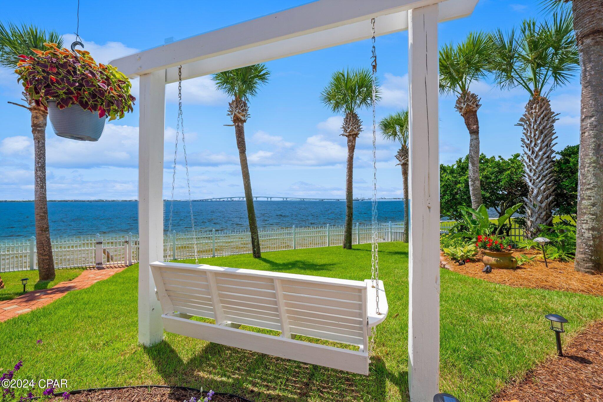 Dolphin Bay Ph I - Residential