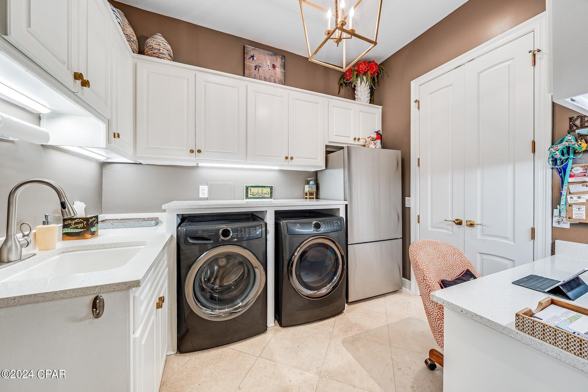 Dolphin Bay Ph I - Residential