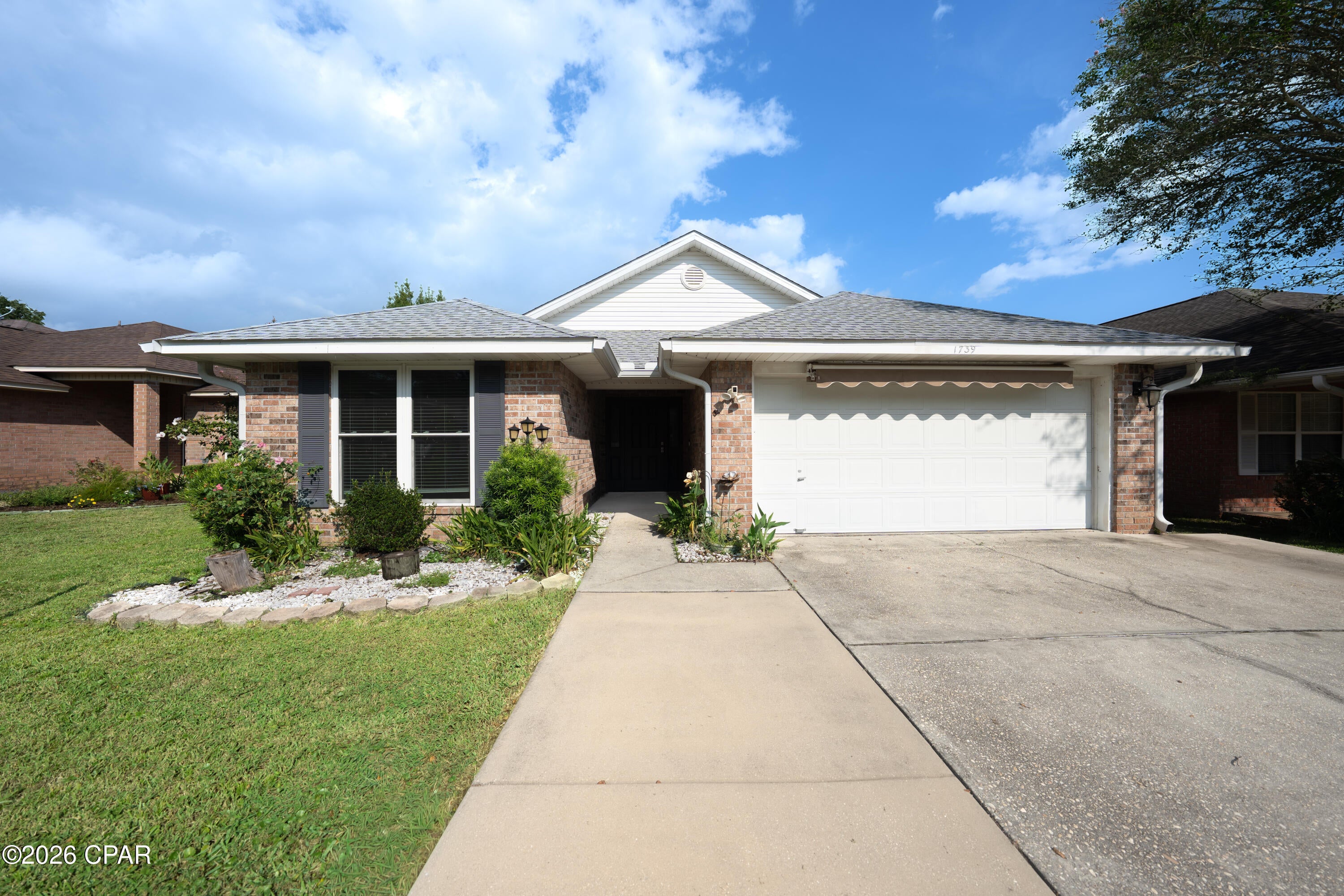 1739 Ivalea Circle